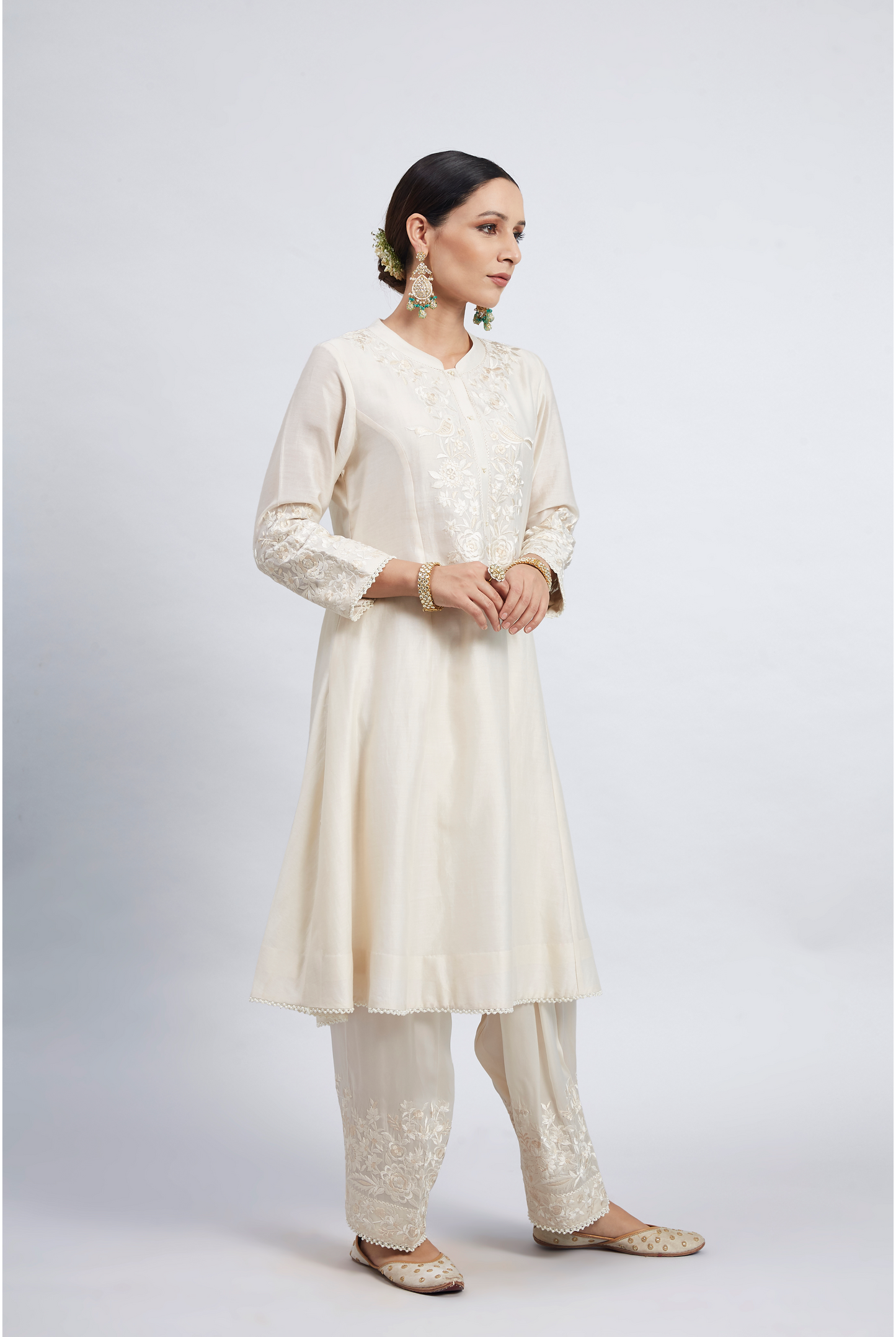 Kaina Pure Chanderi Silk Parsi Gara Embroidered Ensemble - Daisy Ivory