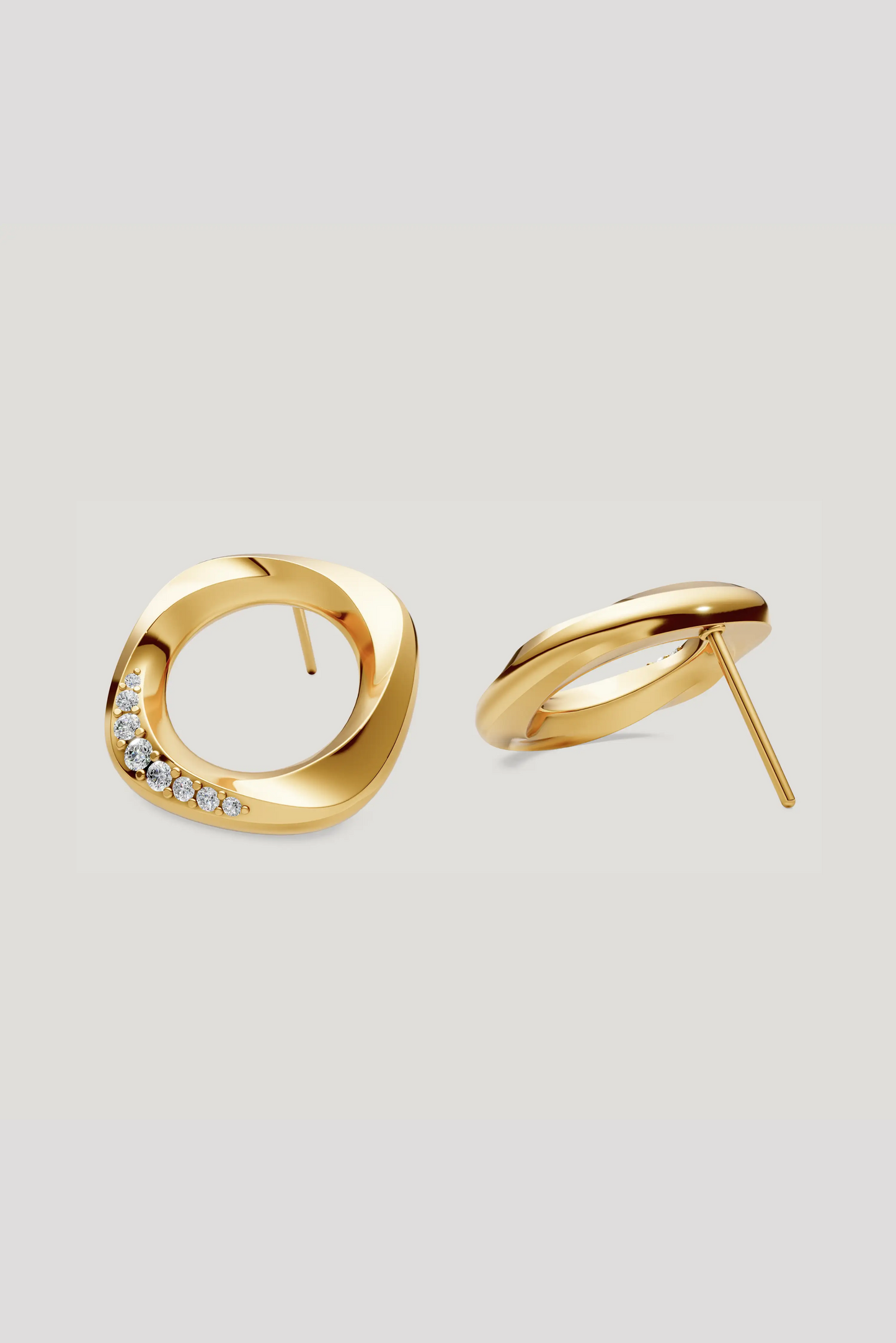 Squircle Stud In Gold Vermeil