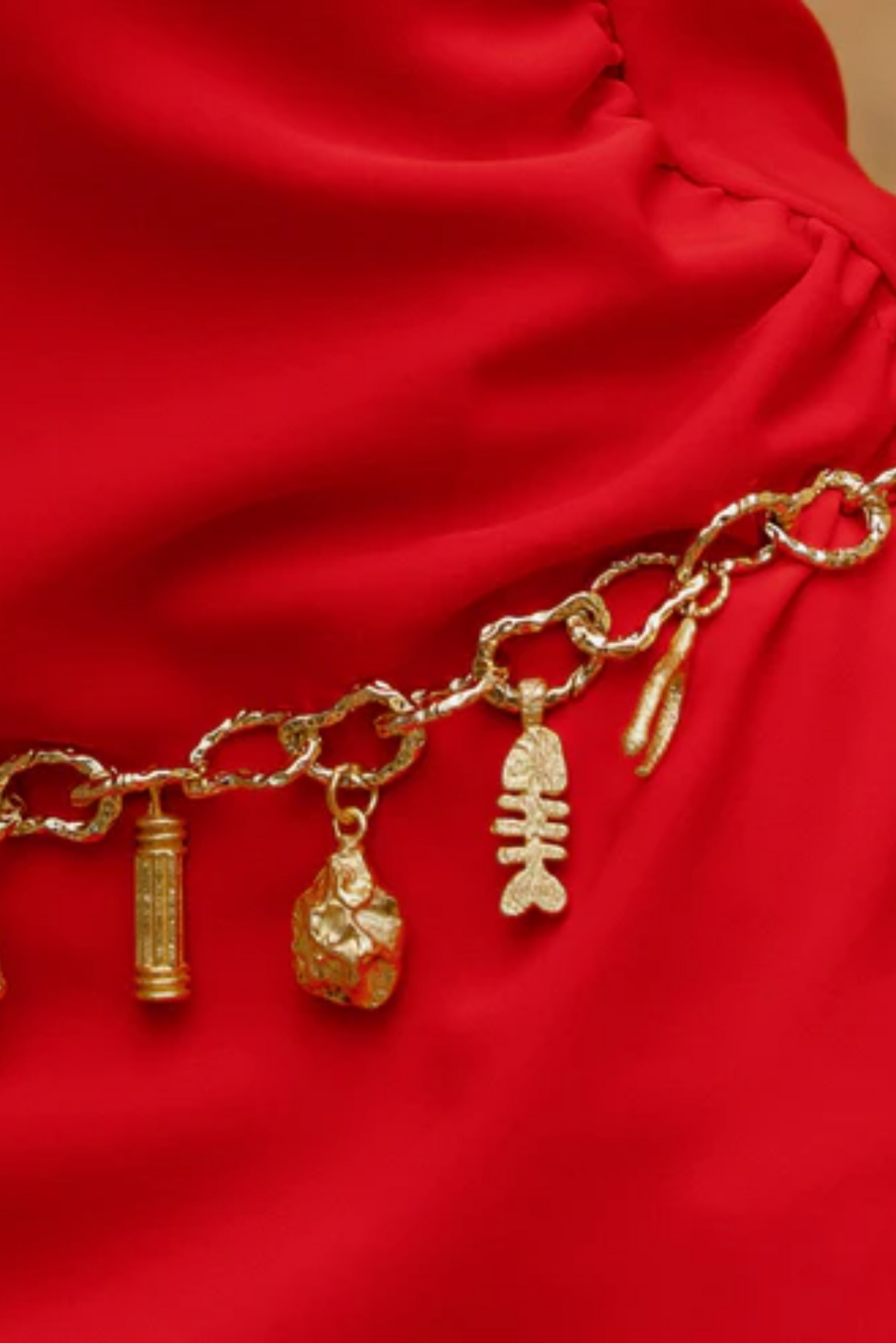 Tiny Pillar Charm