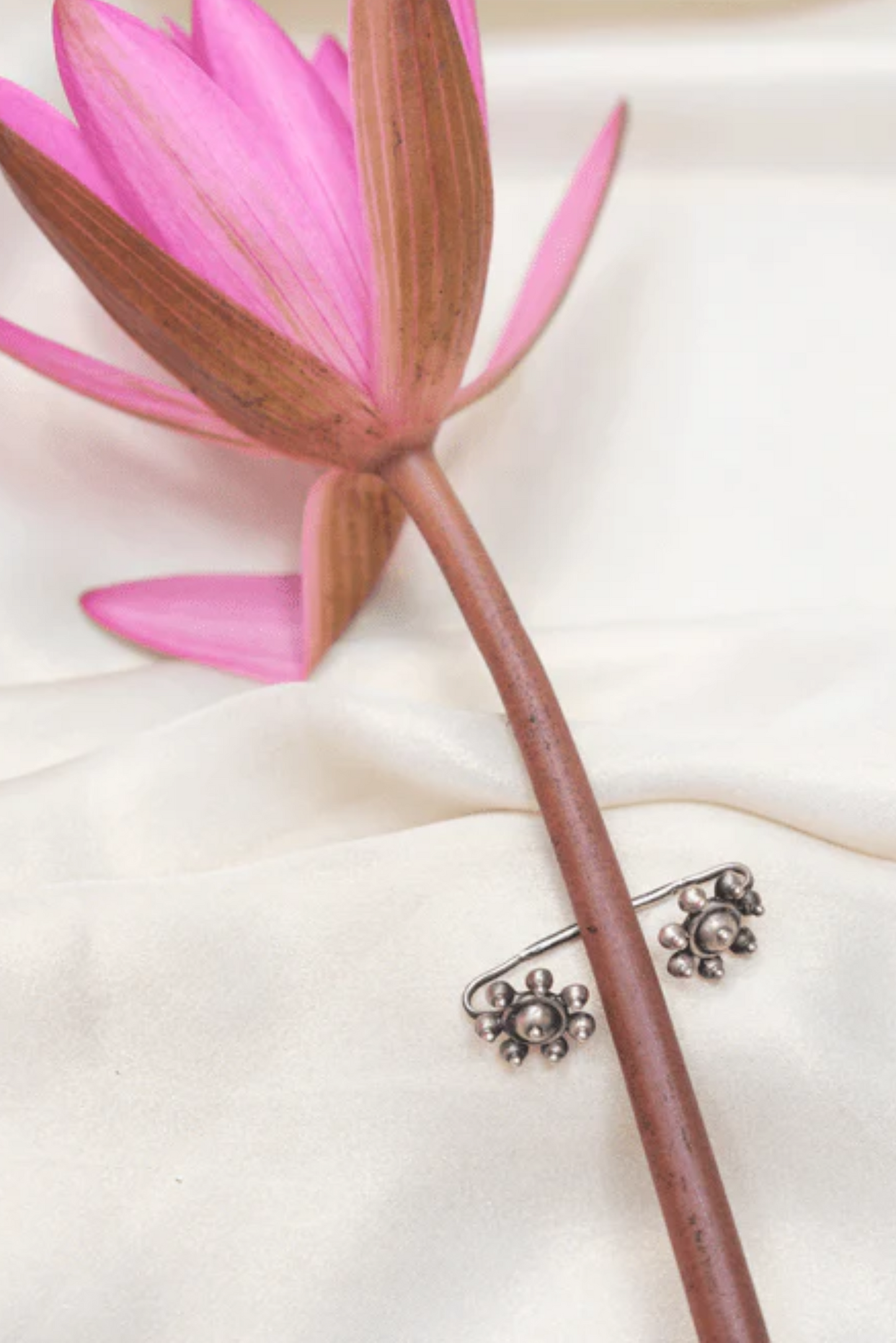 Flower Ear Clip - Silver
