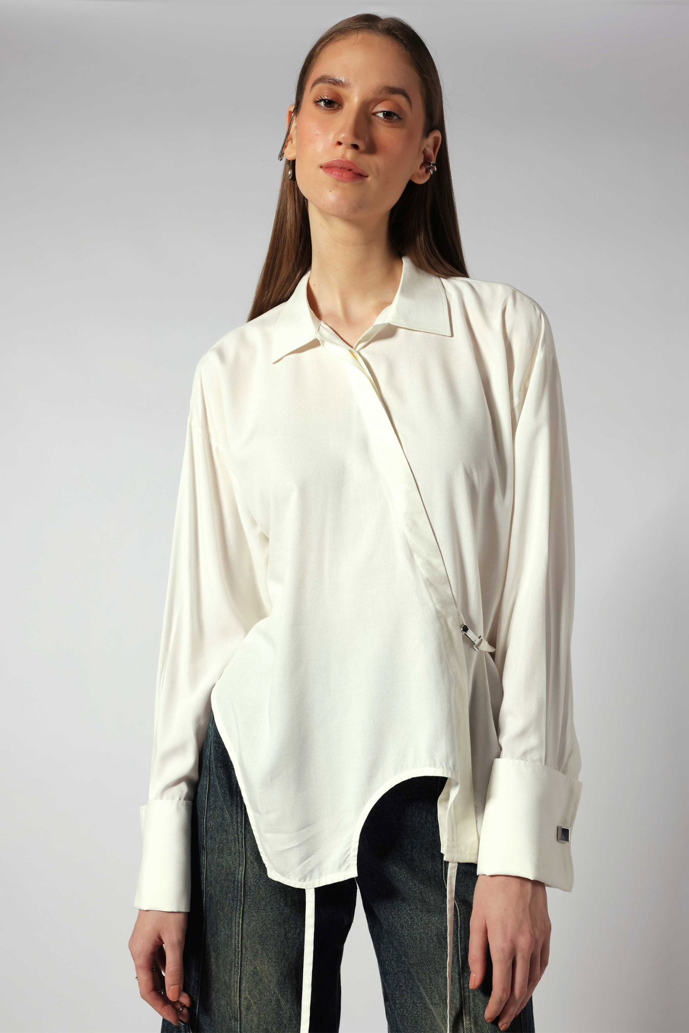 Lady In White Aloe Vera Shirt