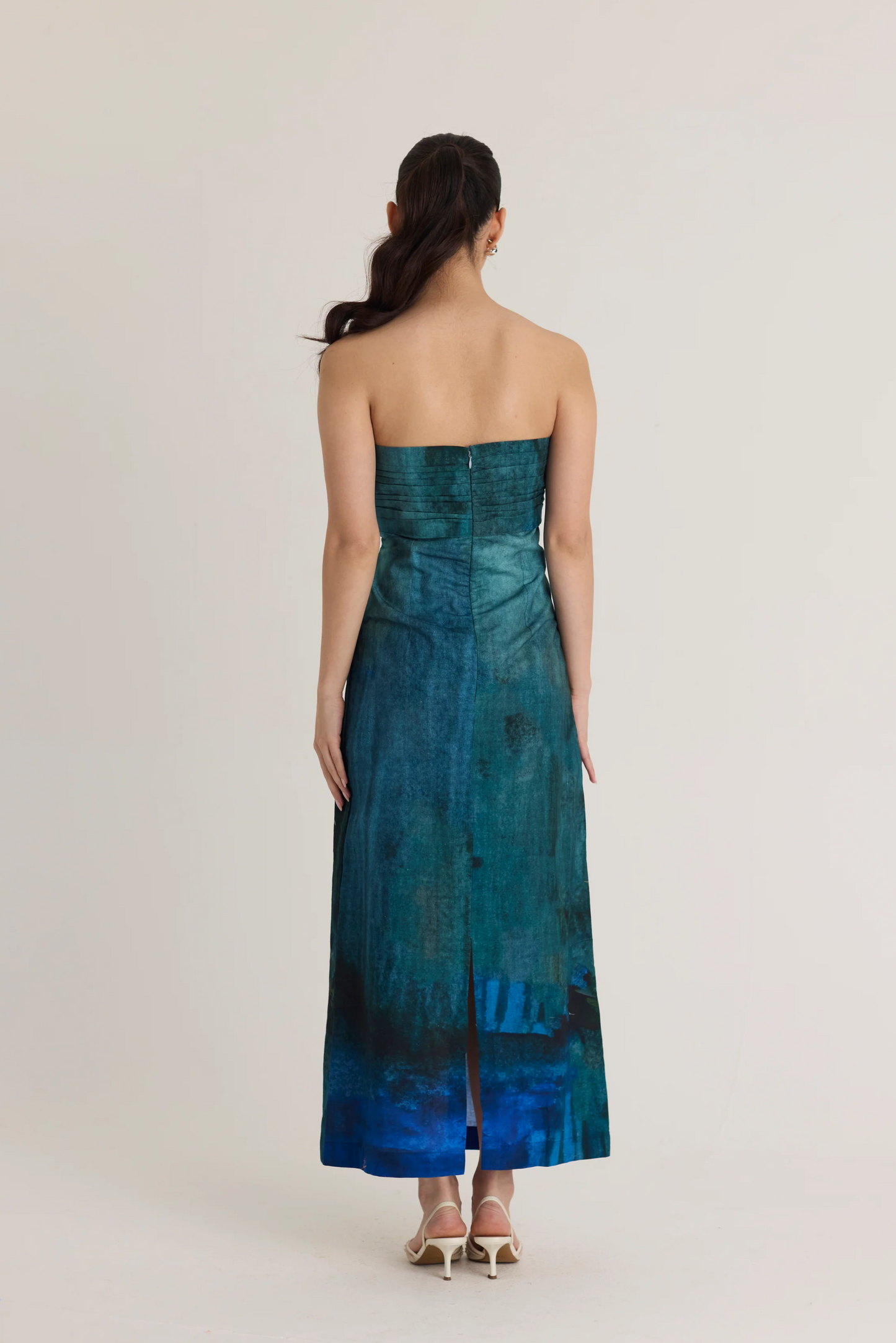 Dilly Dally Bow Dress
