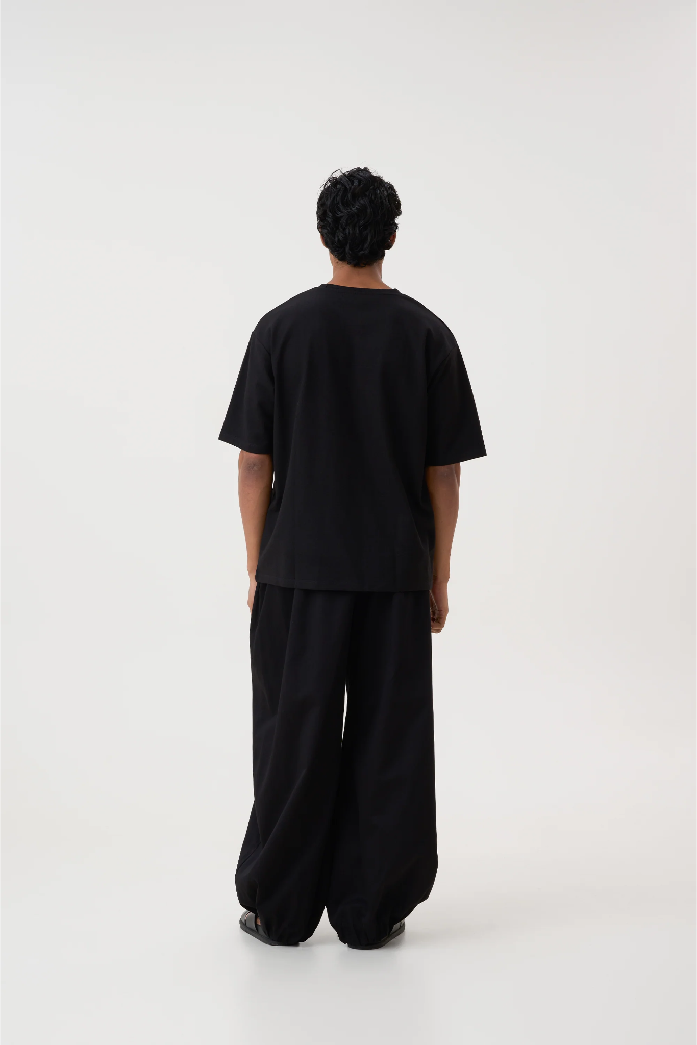 VERA GATHERED PANTS - BLACK