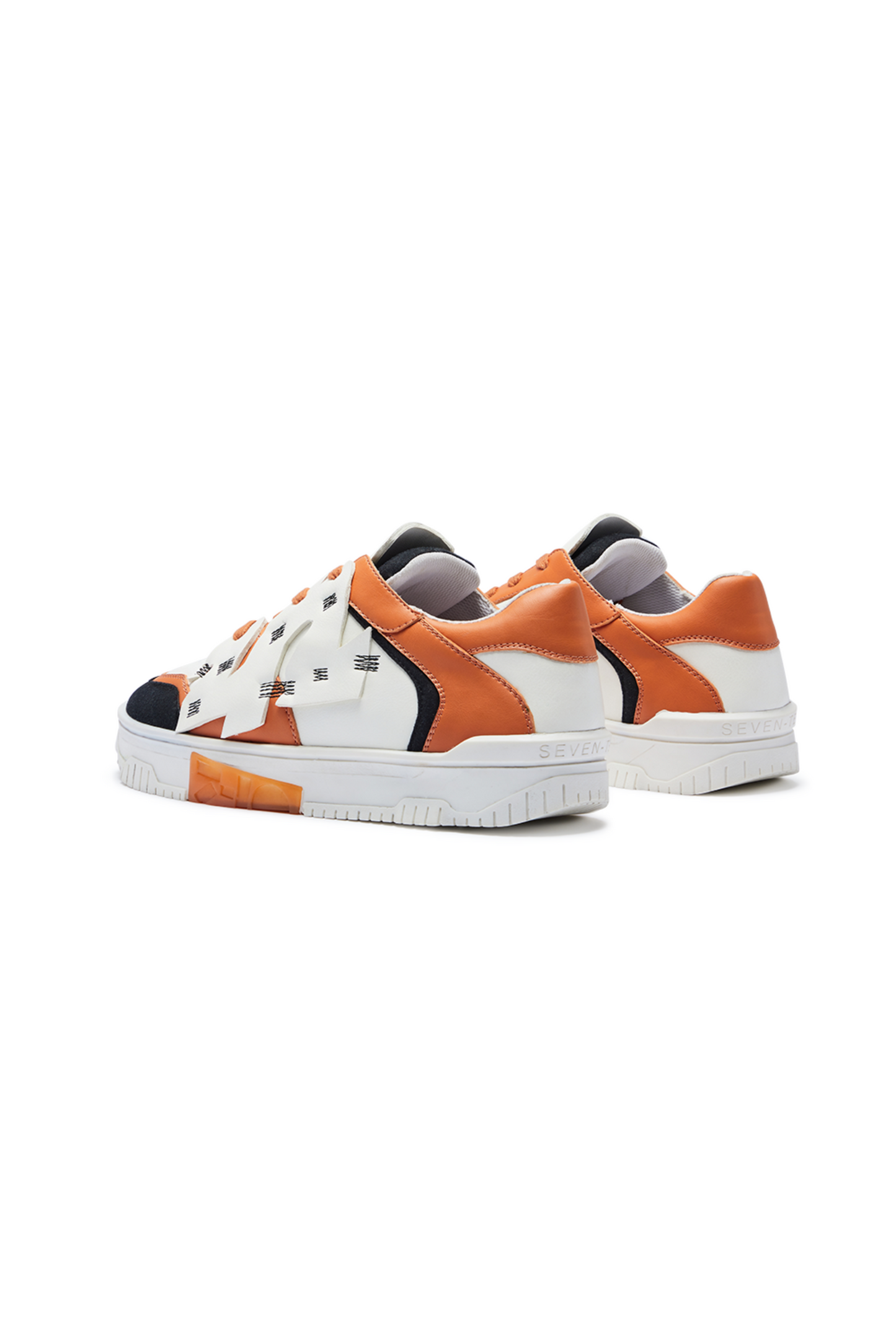 735 Cheeto Chunky Orange Low-Top Sneakers
