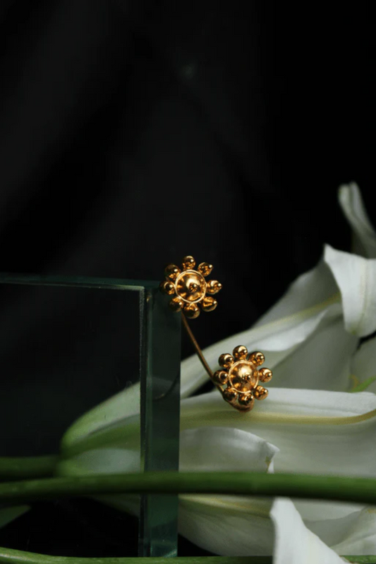 Flower Ear Clip - Gold