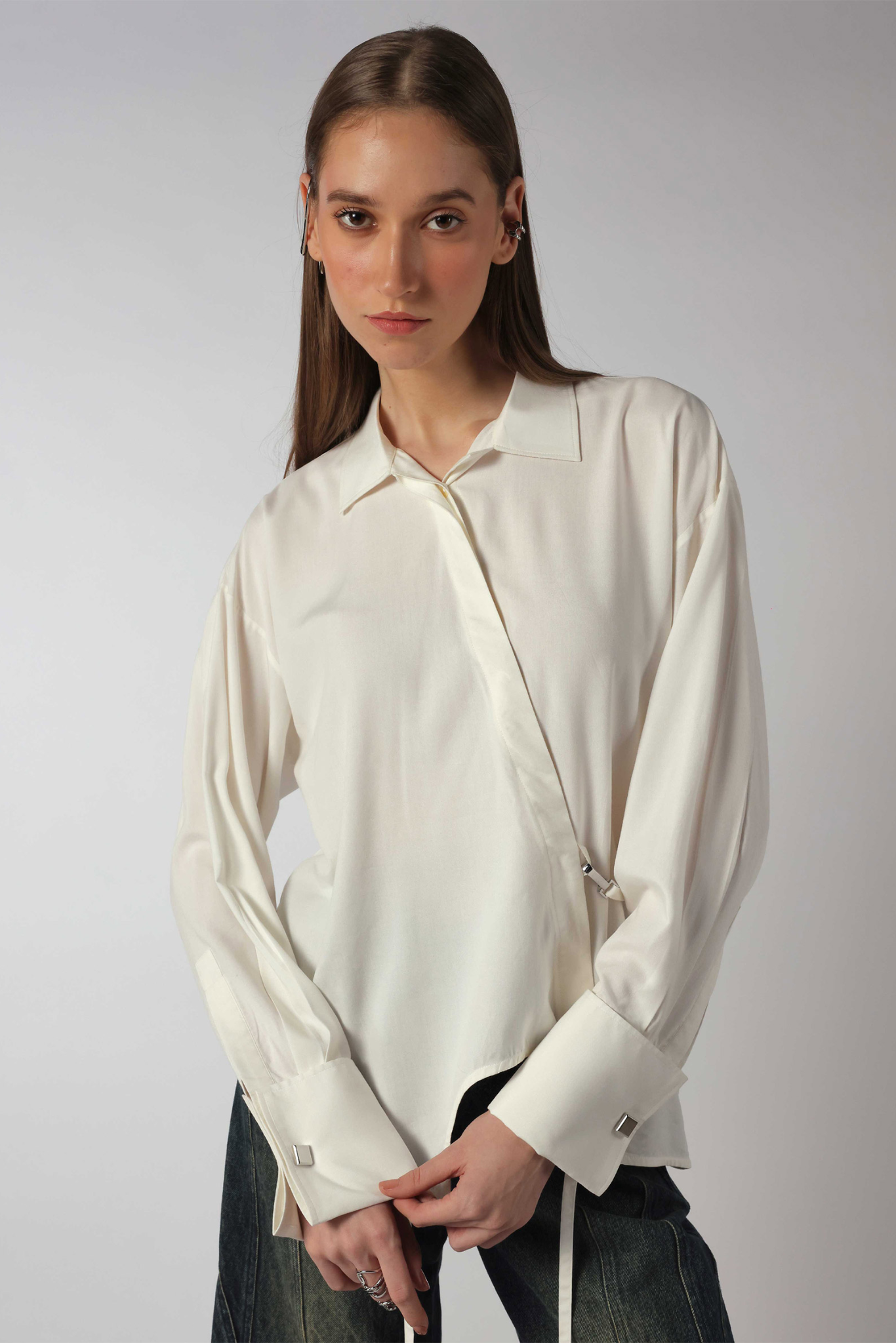 Lady In White Aloe Vera Shirt