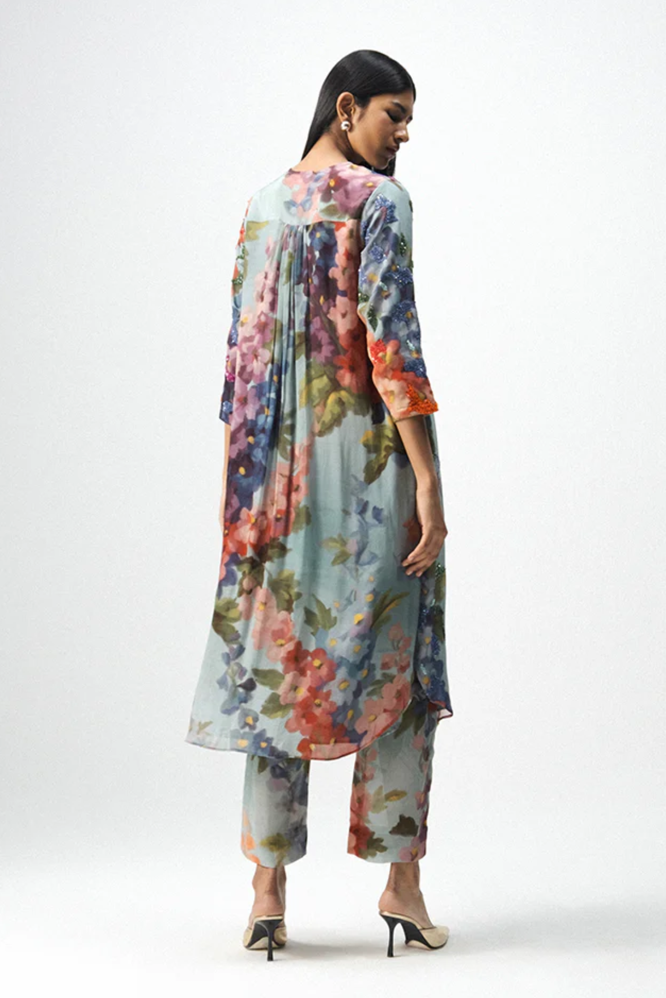 DARLINGTON LONG EMBROIDERED KURTA SET