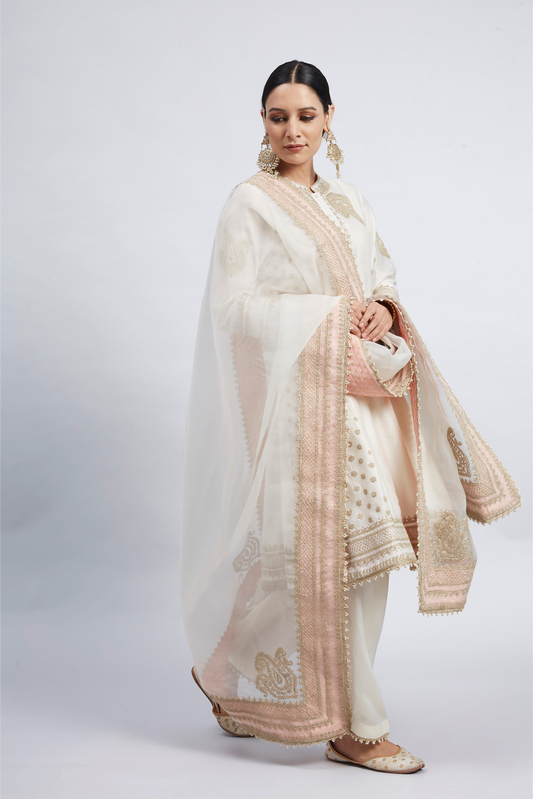 Naazira Tilla Embroidered Kurta Set - Daisy Ivory