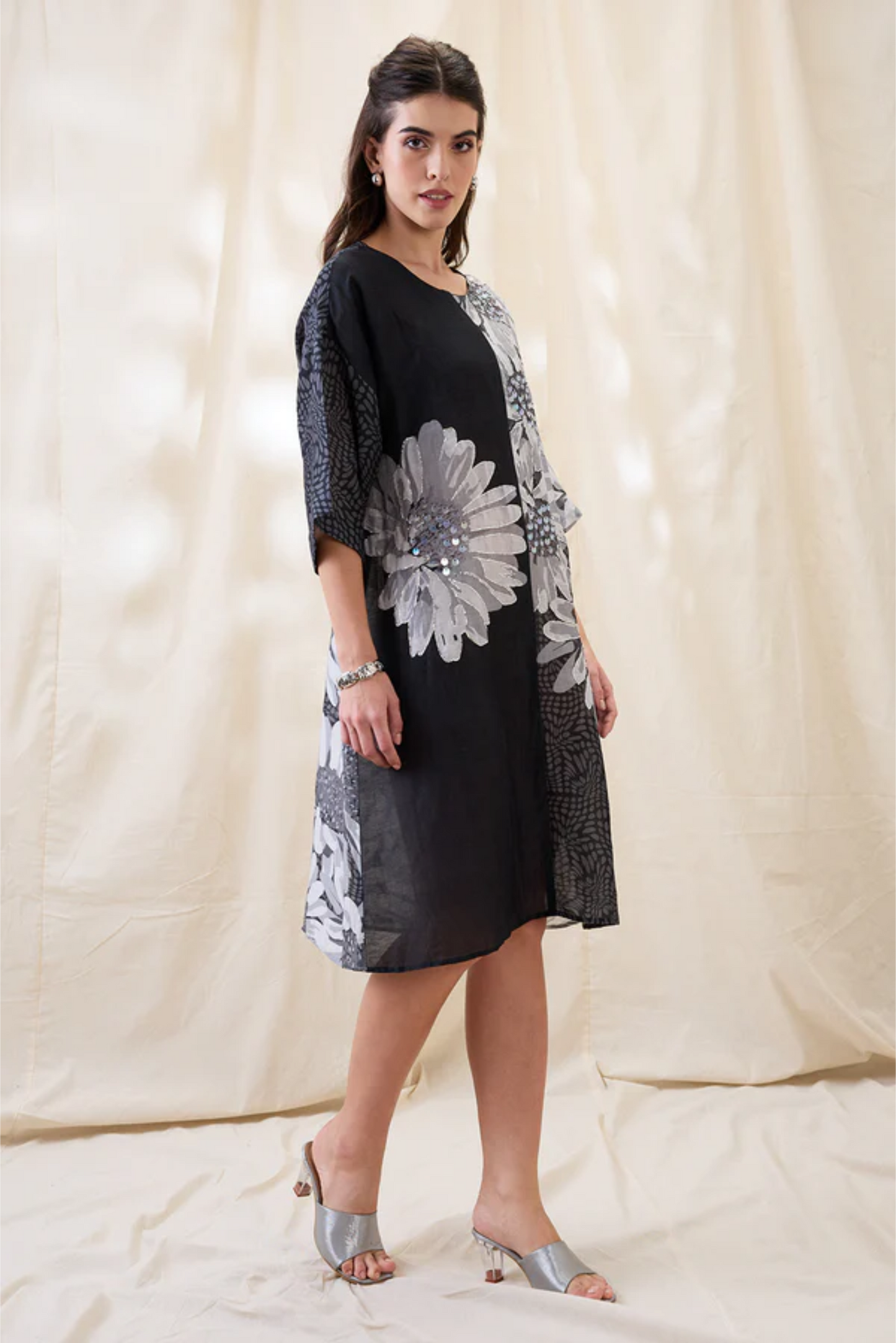 Ravya Embellished Boxy Dress (Black)