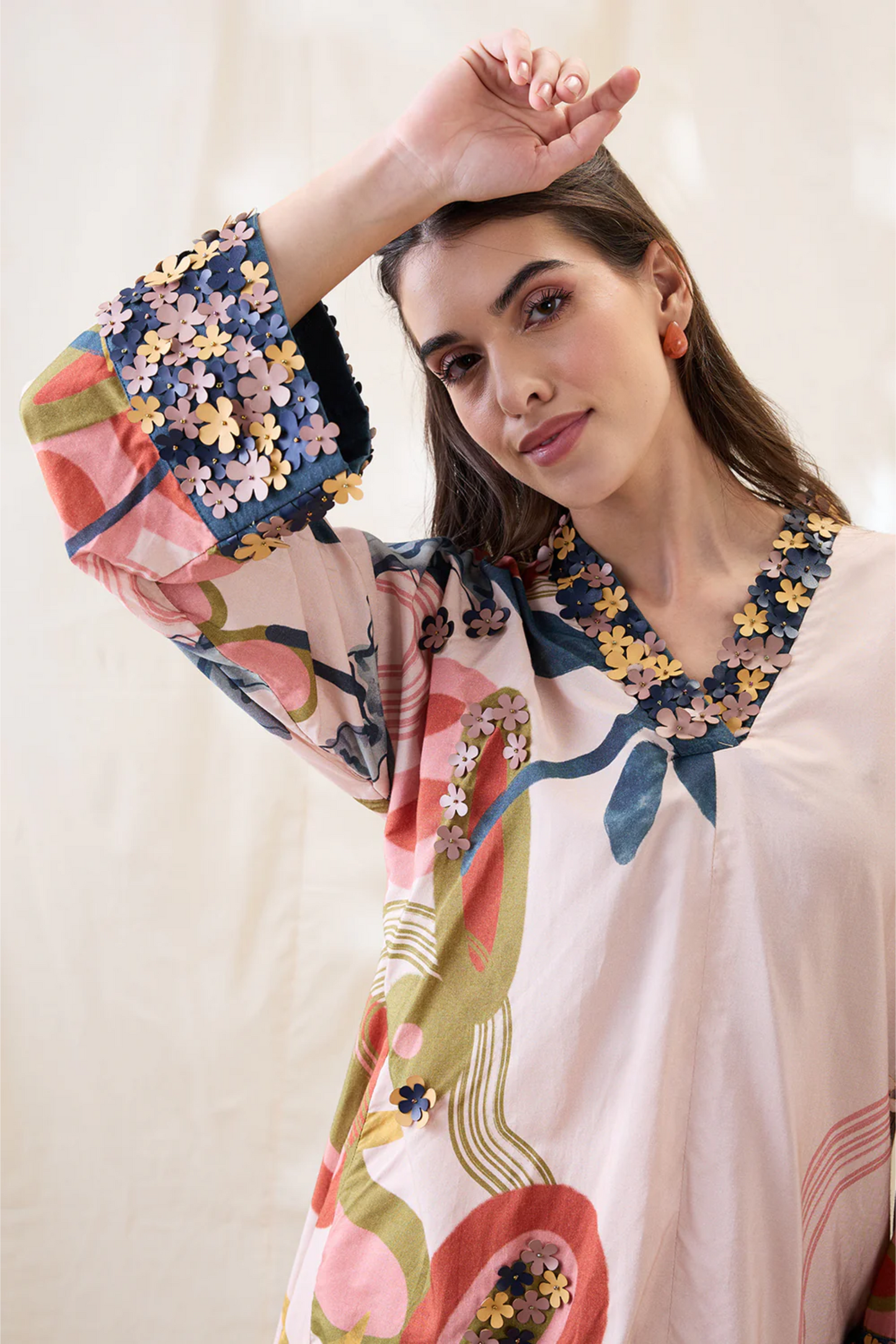 Flora Embellished Kurta Set (Beige)