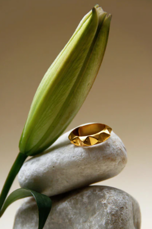 Edgy Ring - Gold