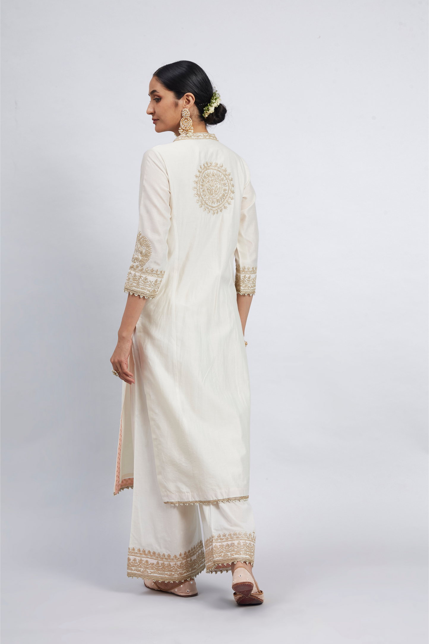 Aadirah Embroidered Kurta Set - Daisy Ivory