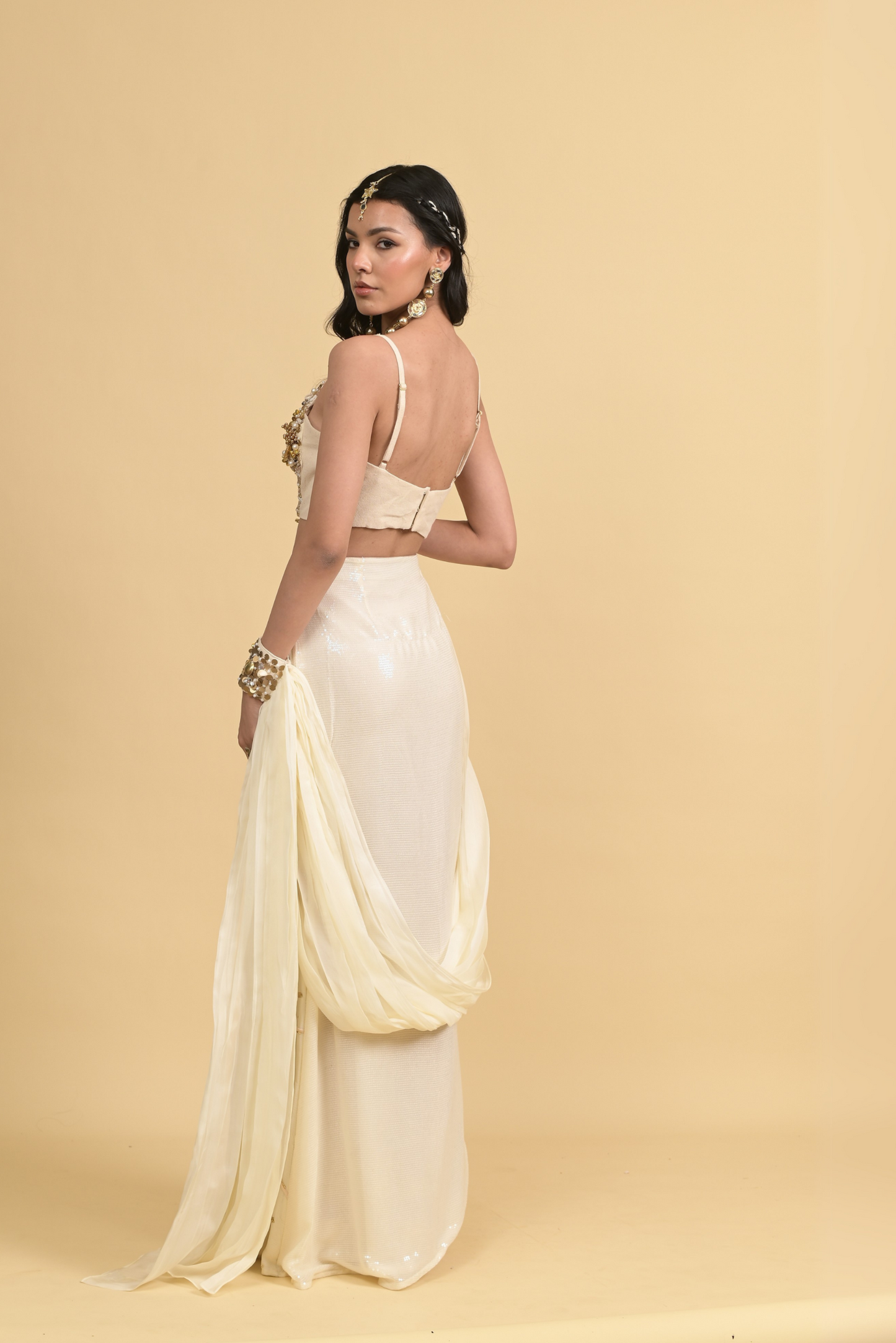 Mehbooba Ivory Set