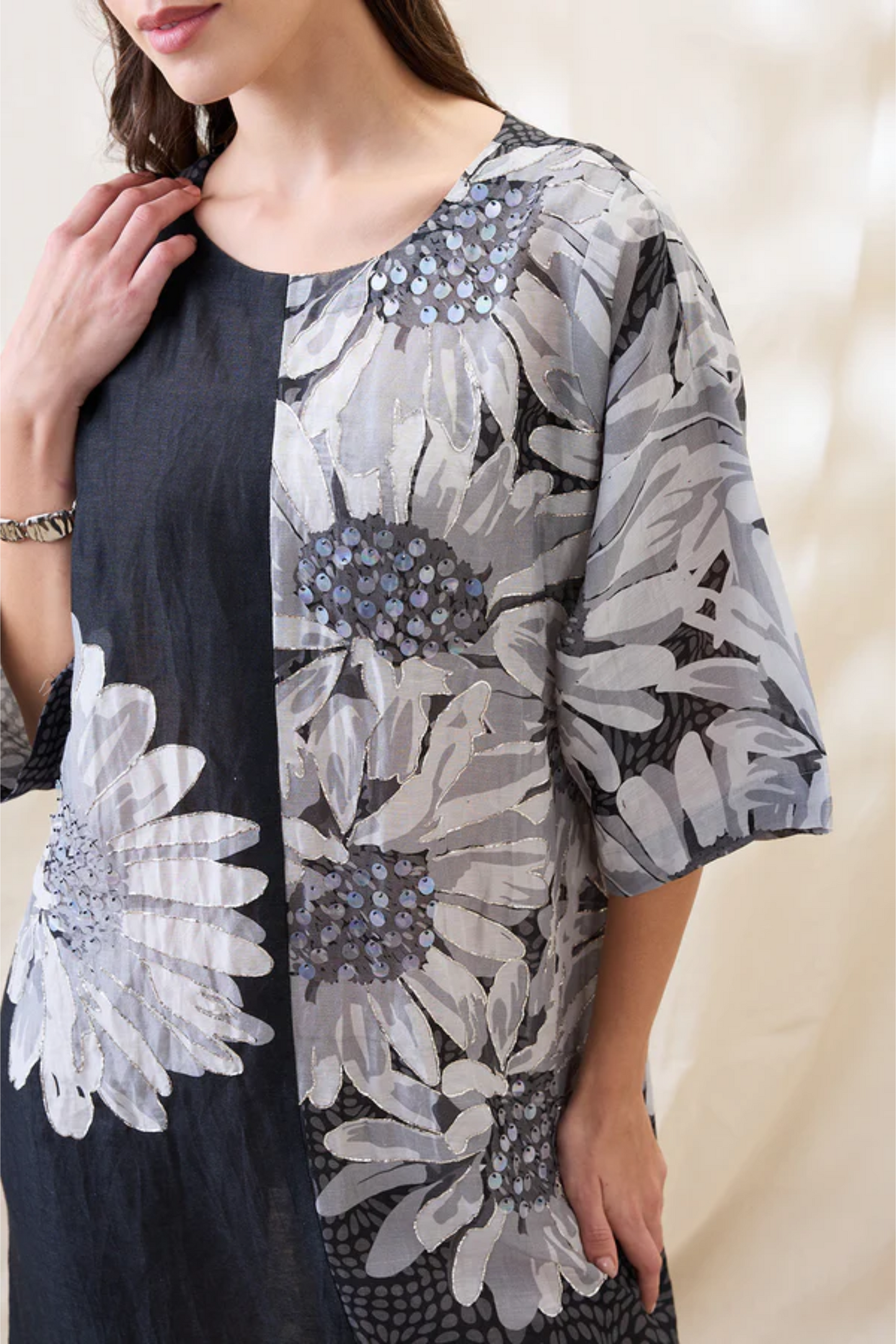 Ravya Embellished Boxy Dress (Black)