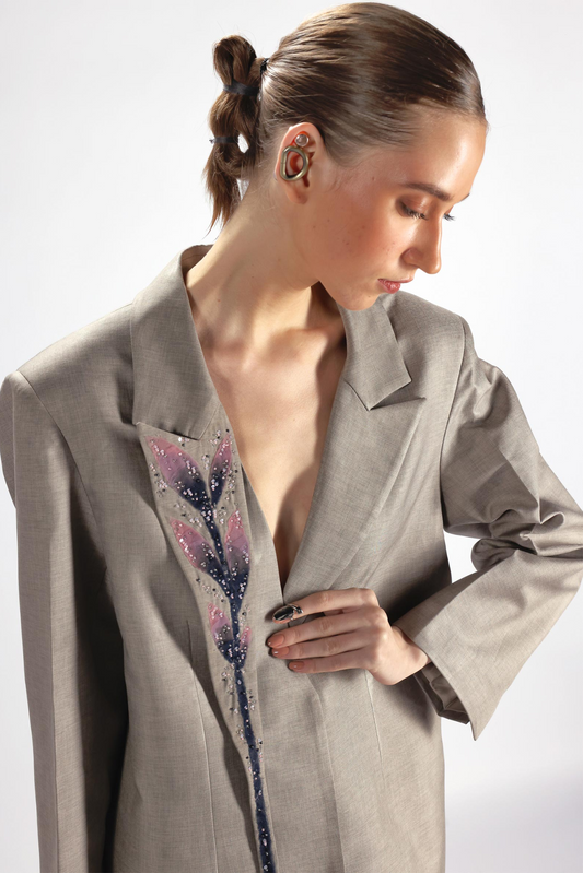 Hanging Lapel Embroidered Blazer