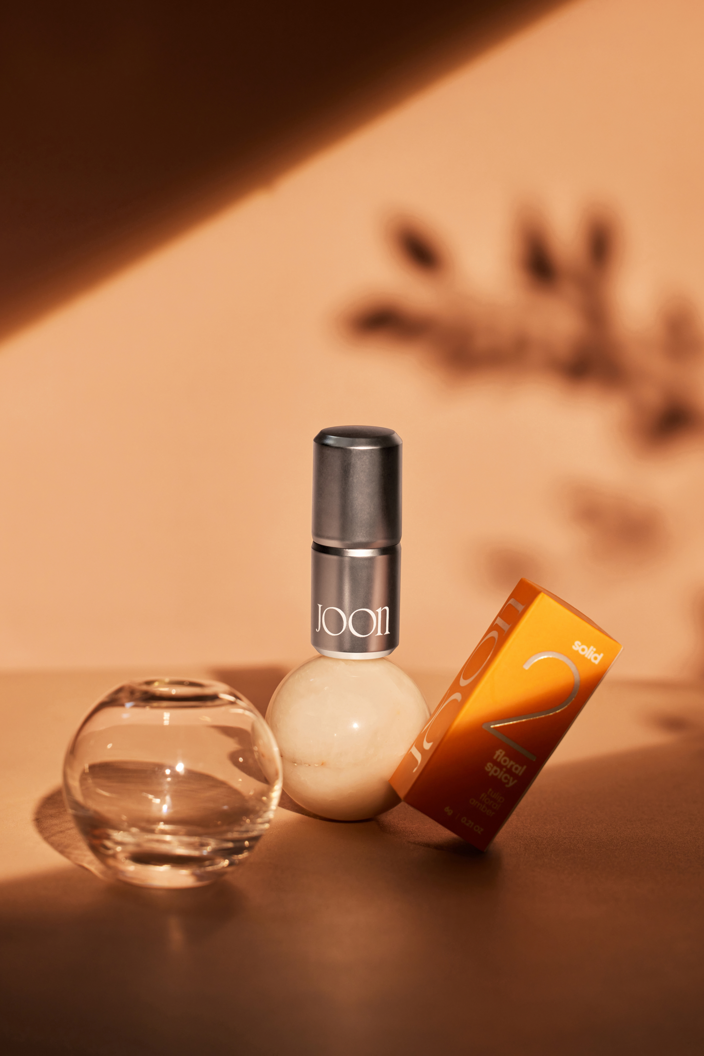 Solid 2 – Floral Spicy