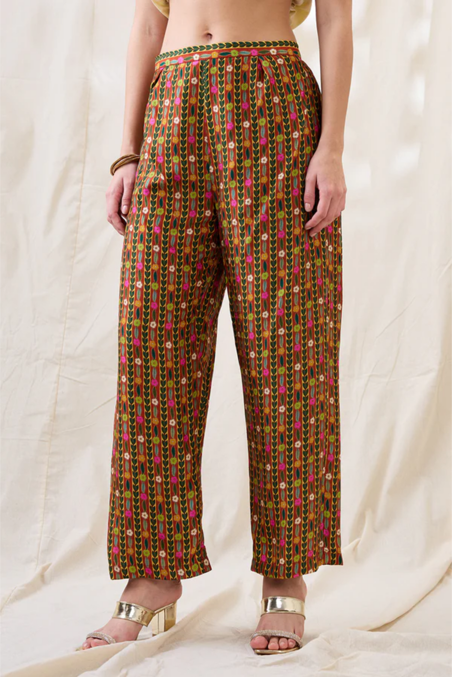 Gulzaar Printed Kurta Set with Jacket