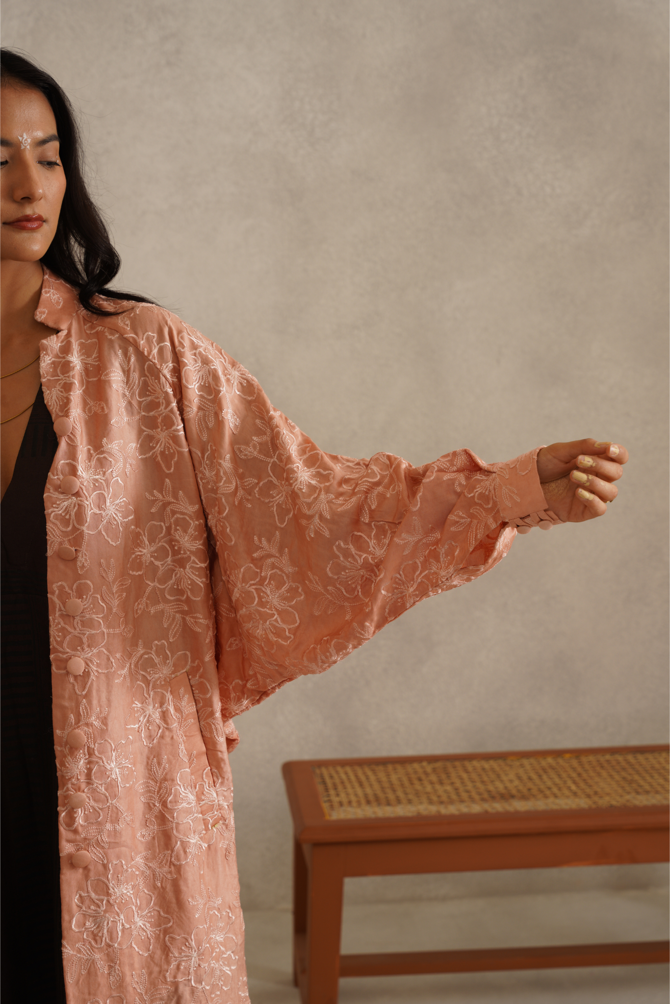 Embrace cape - Salmon Pink