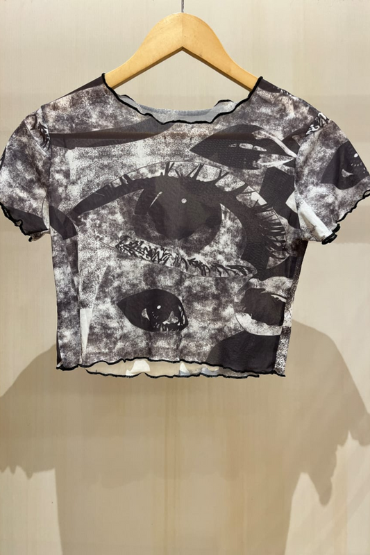 GREY EYE TOP