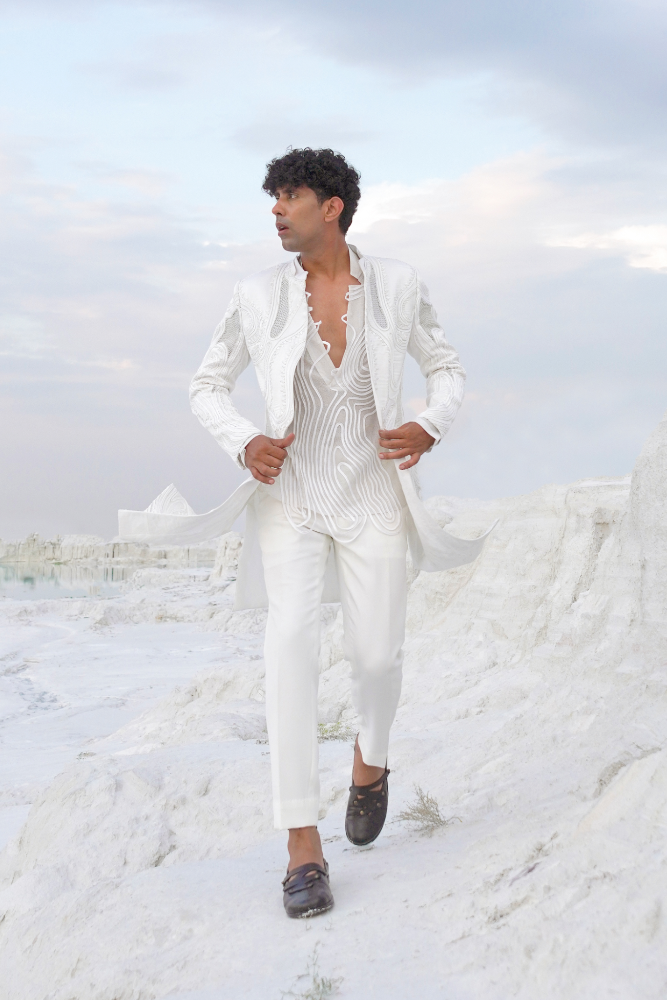 BLANC CUT IND-WESTERN