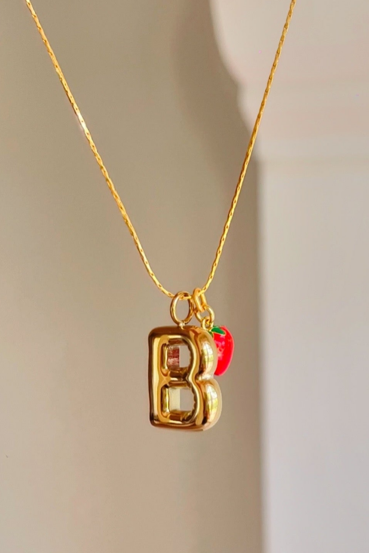 Balloon Letter x Berry Necklace