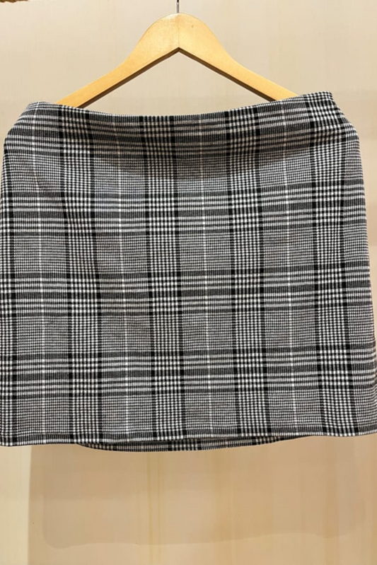 CHECKERED SKIRT