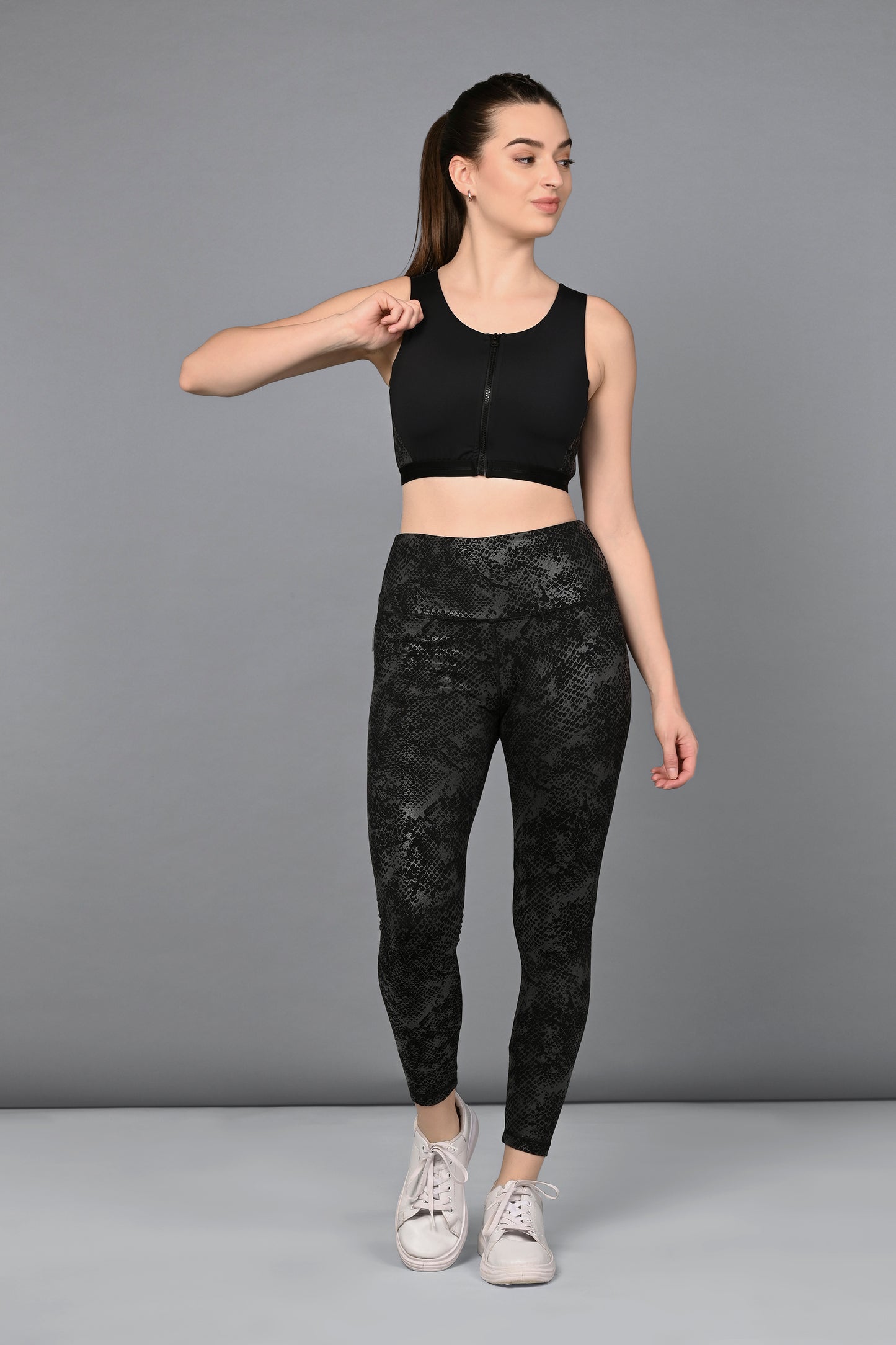 Zipped Sports Bra and Metallic Legging