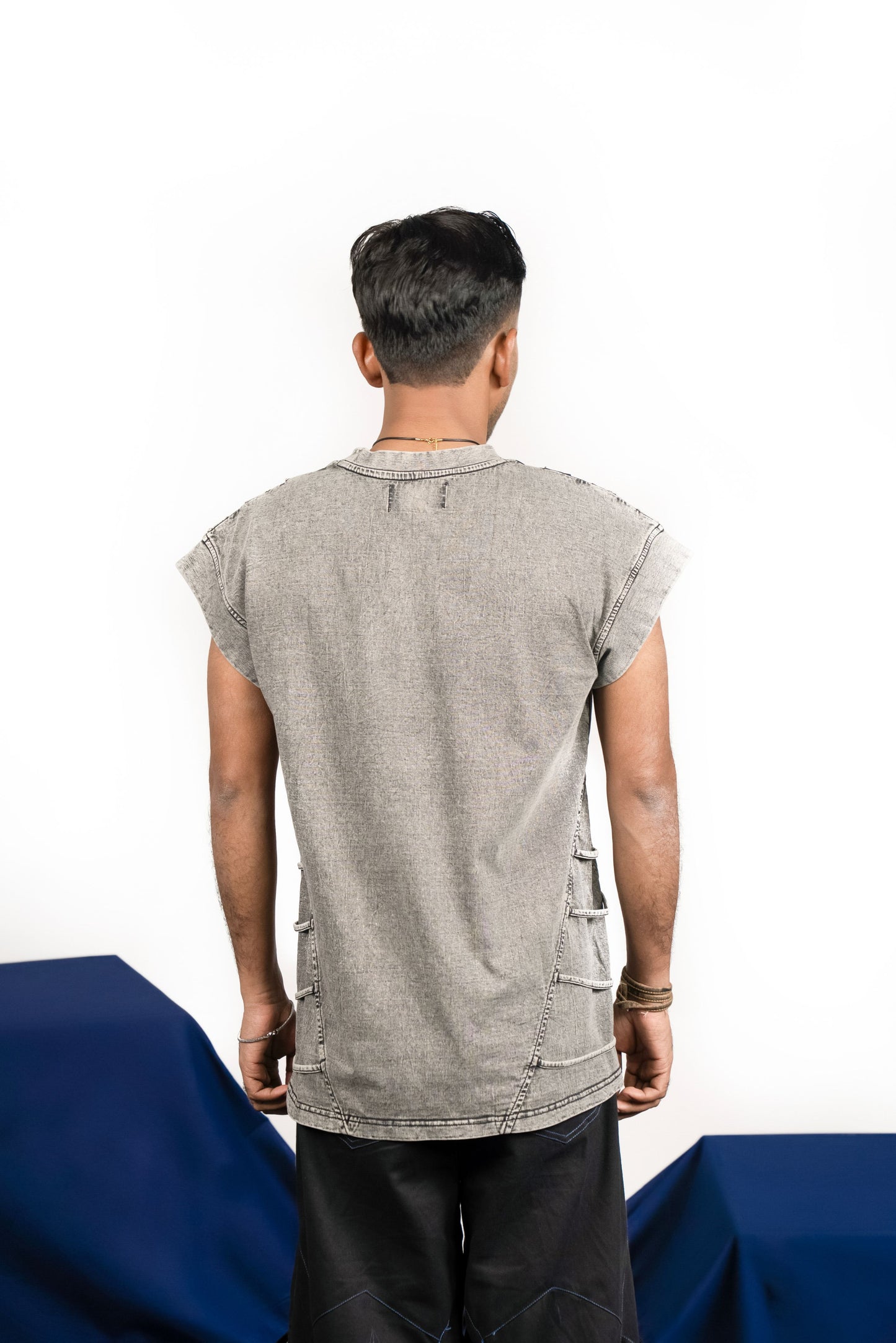 Raw strings tee