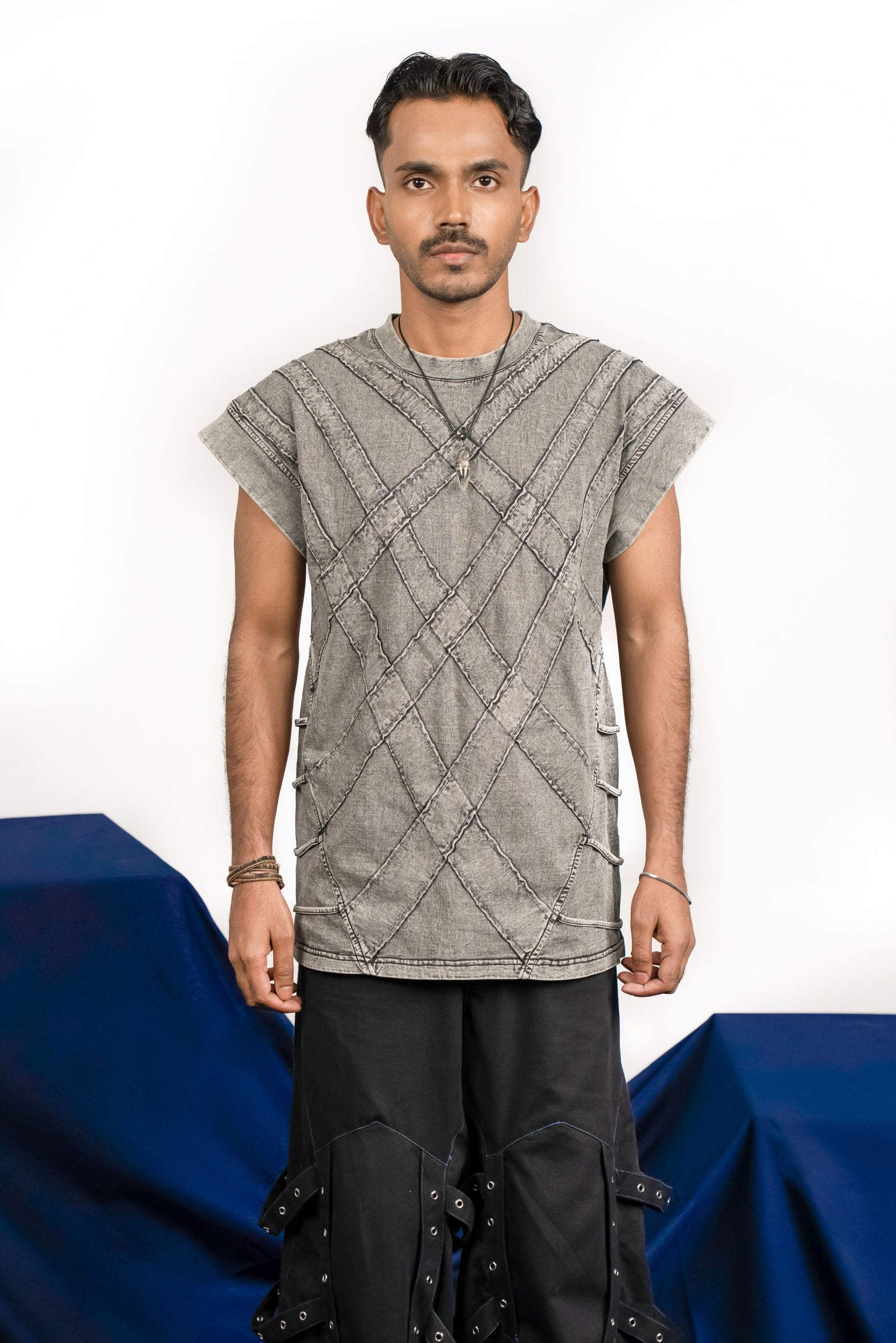 Raw strings tee