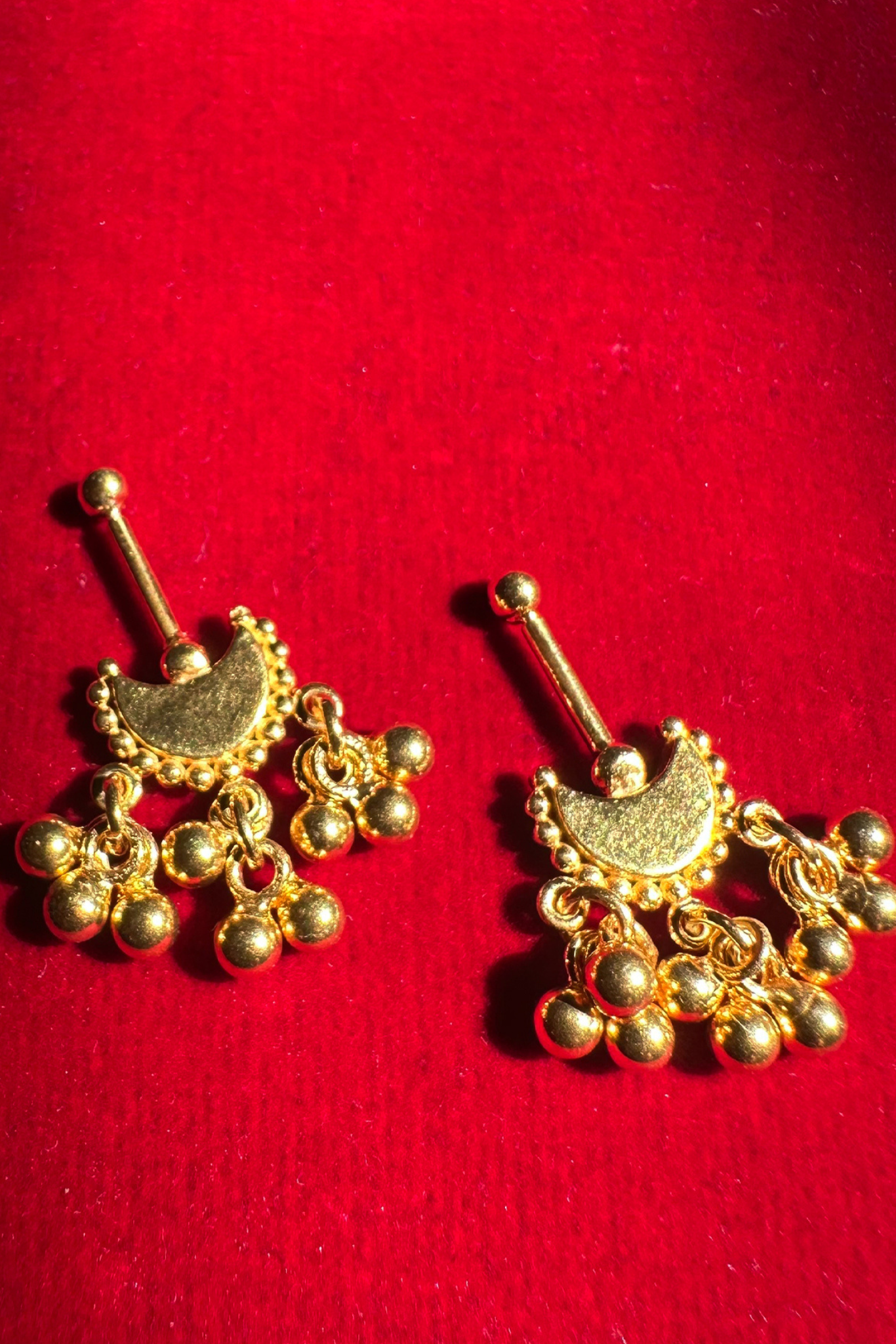 Chandra Bugadi Earrings-Gold