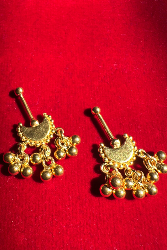 Chandra Bugadi Earrings-Gold