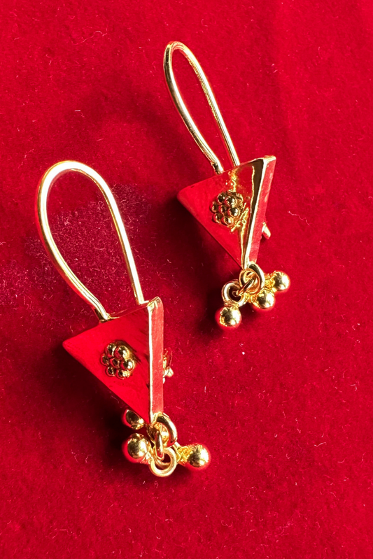 Trinetra Baali Earrings- Gold