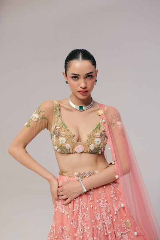 Sea Shells, Lace and Pearl