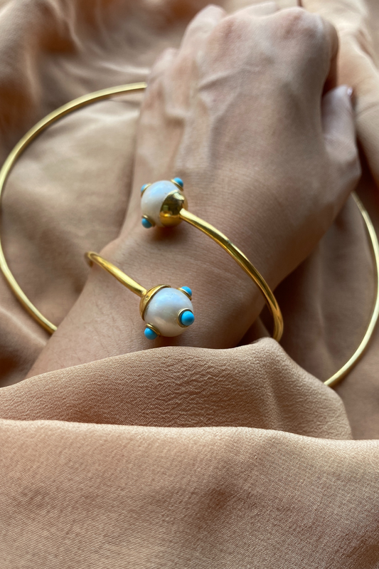 Sufi Handcuff