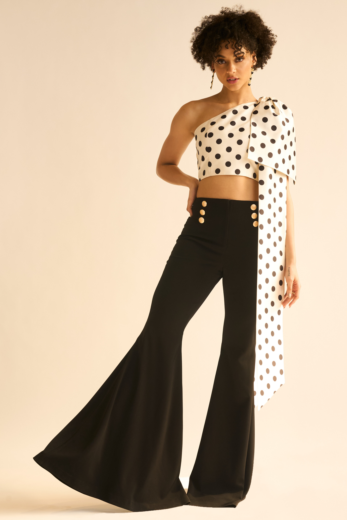 Julia Pant