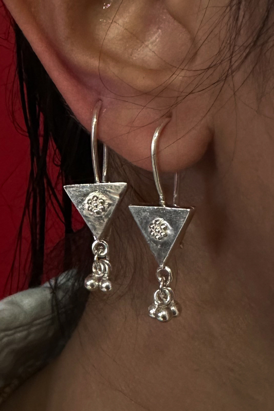 Trinetra Baali Earrings- Silver