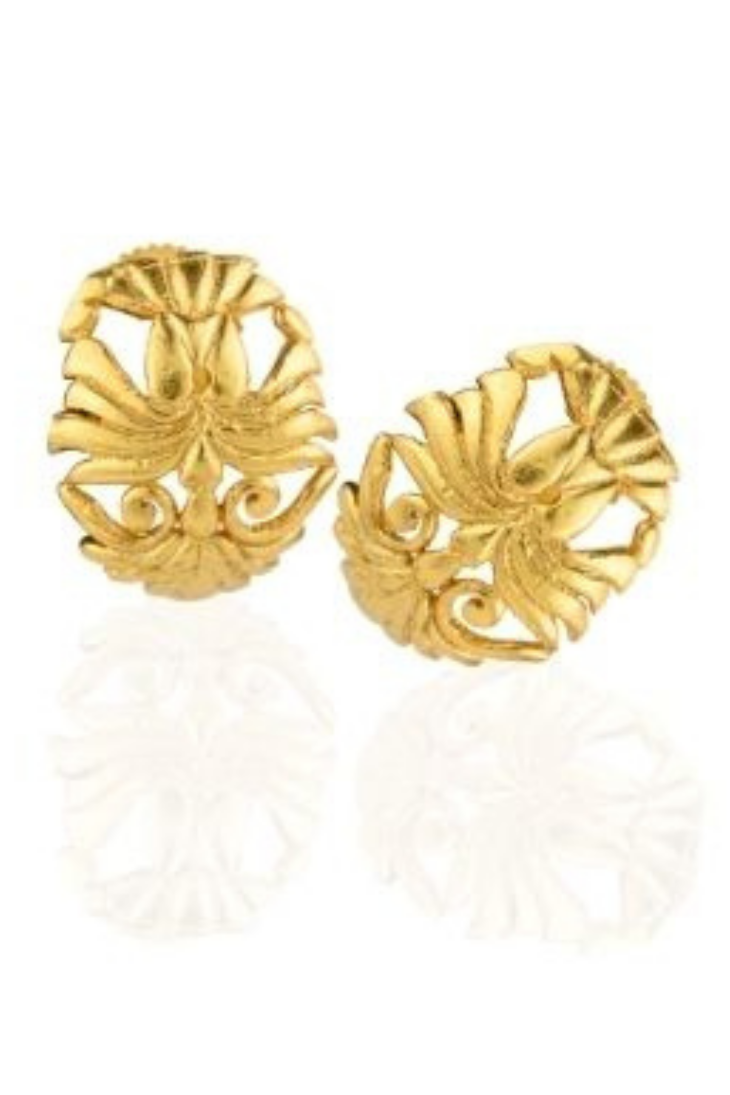 Victoria Studs