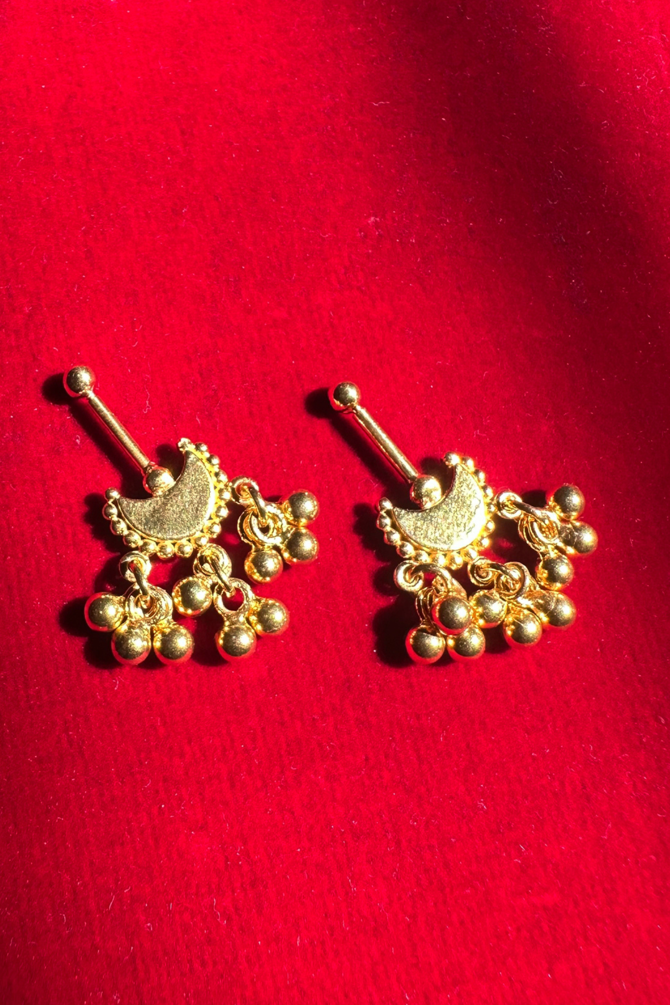 Chandra Bugadi Earrings-Gold