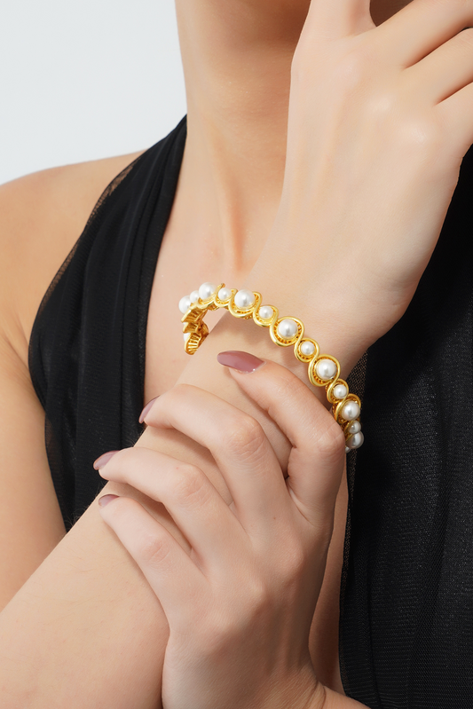 Dame of Luck Bangle