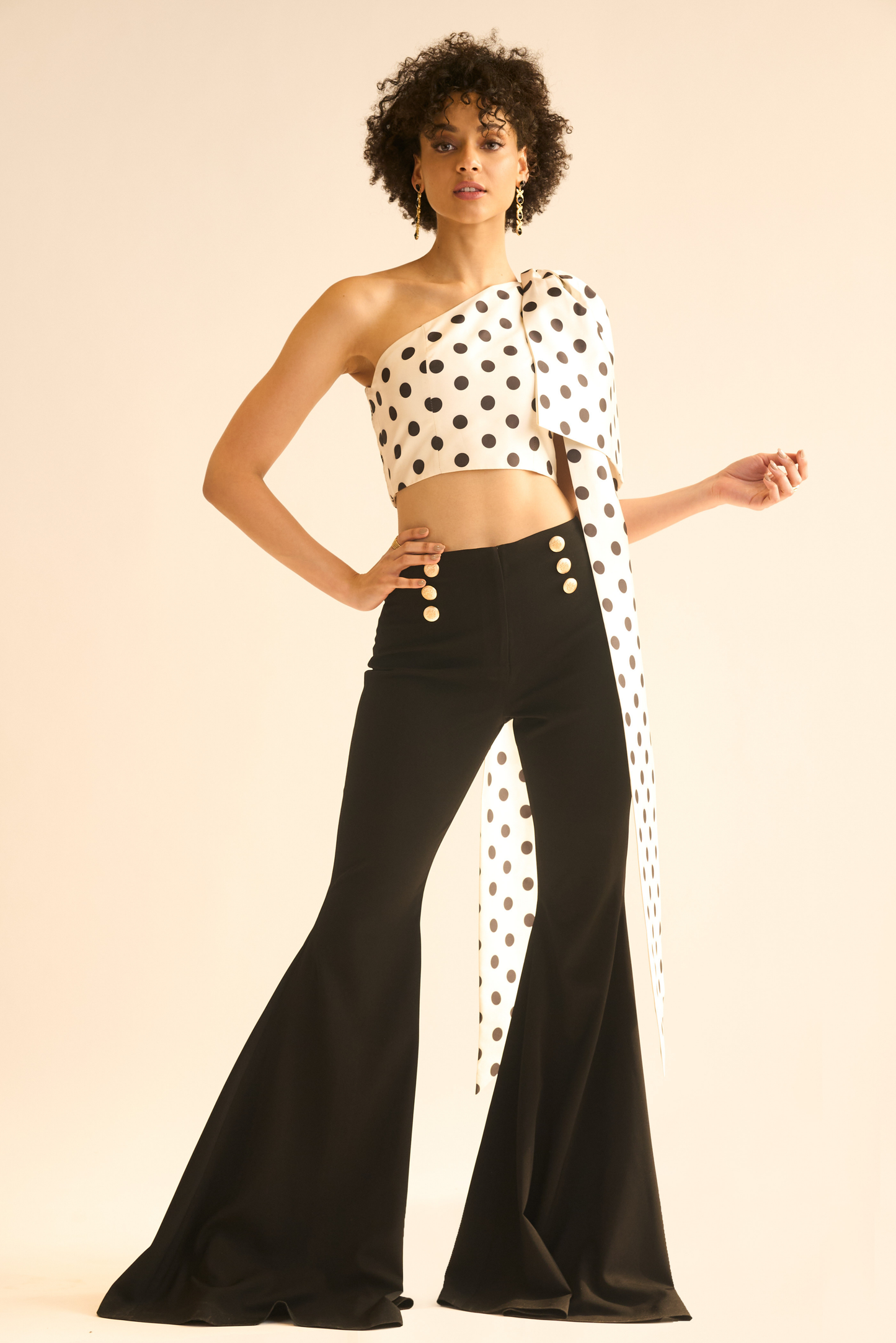 Julia Pant