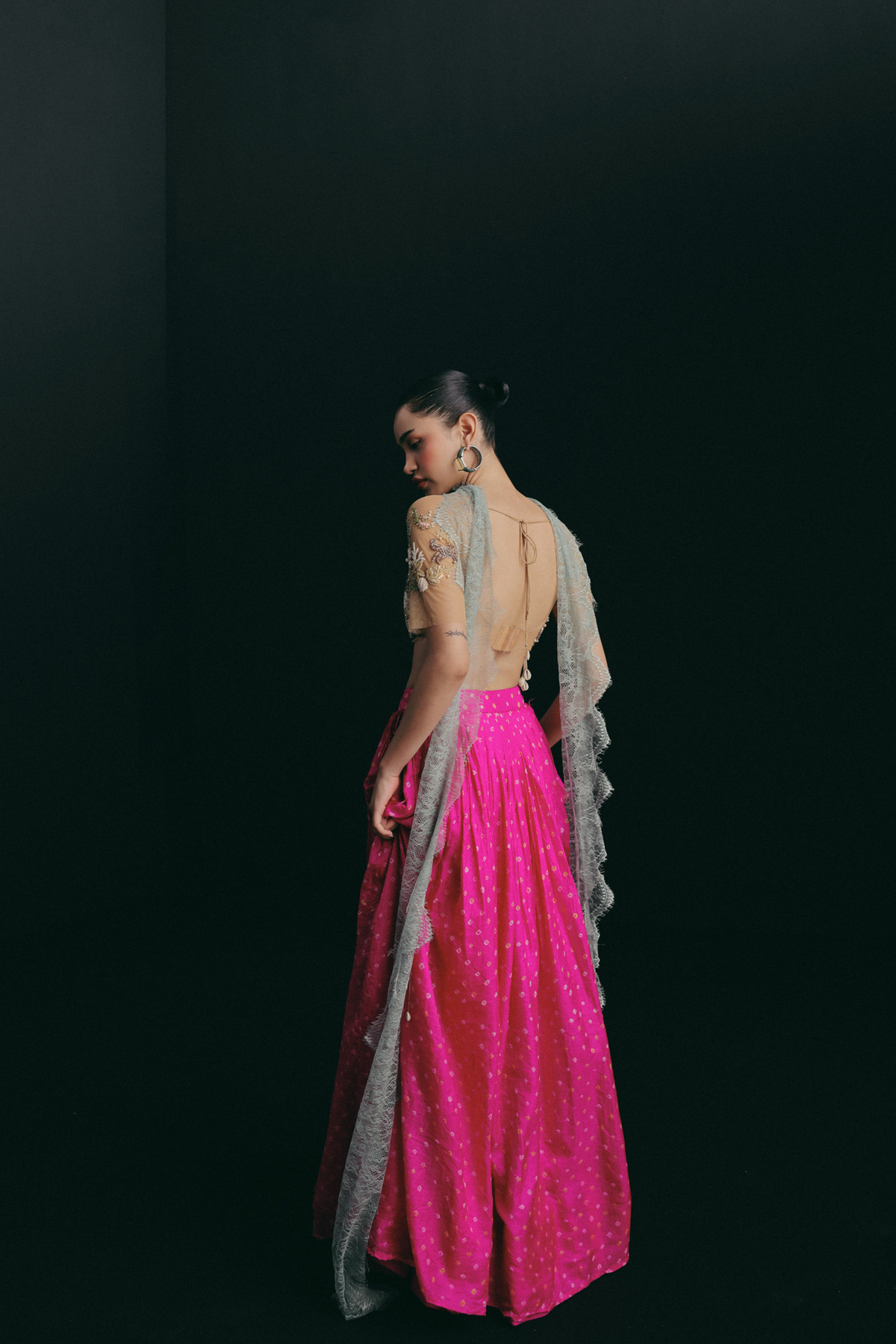Pink Bandhni, Sea shell Slinky