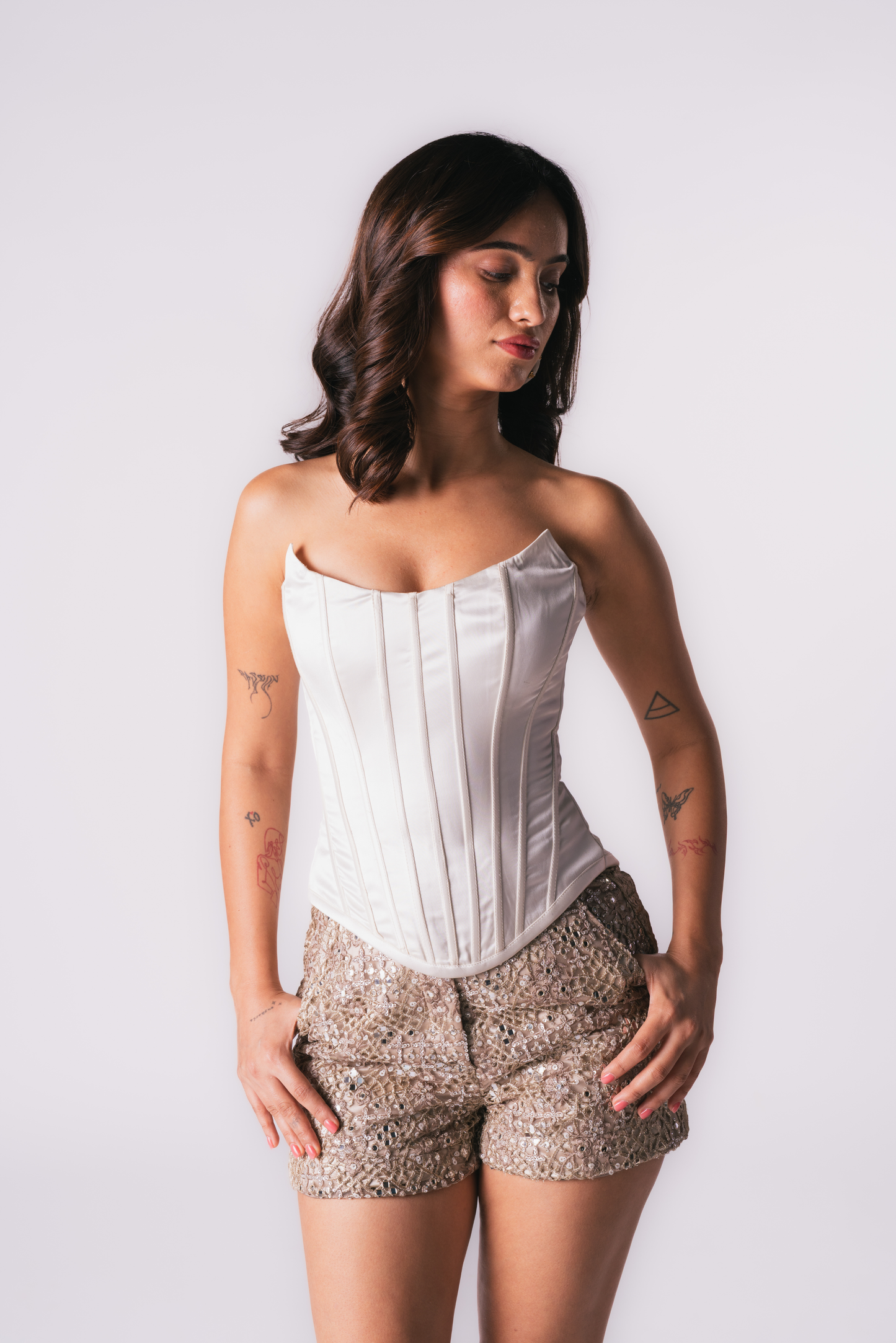 Aaina shorts