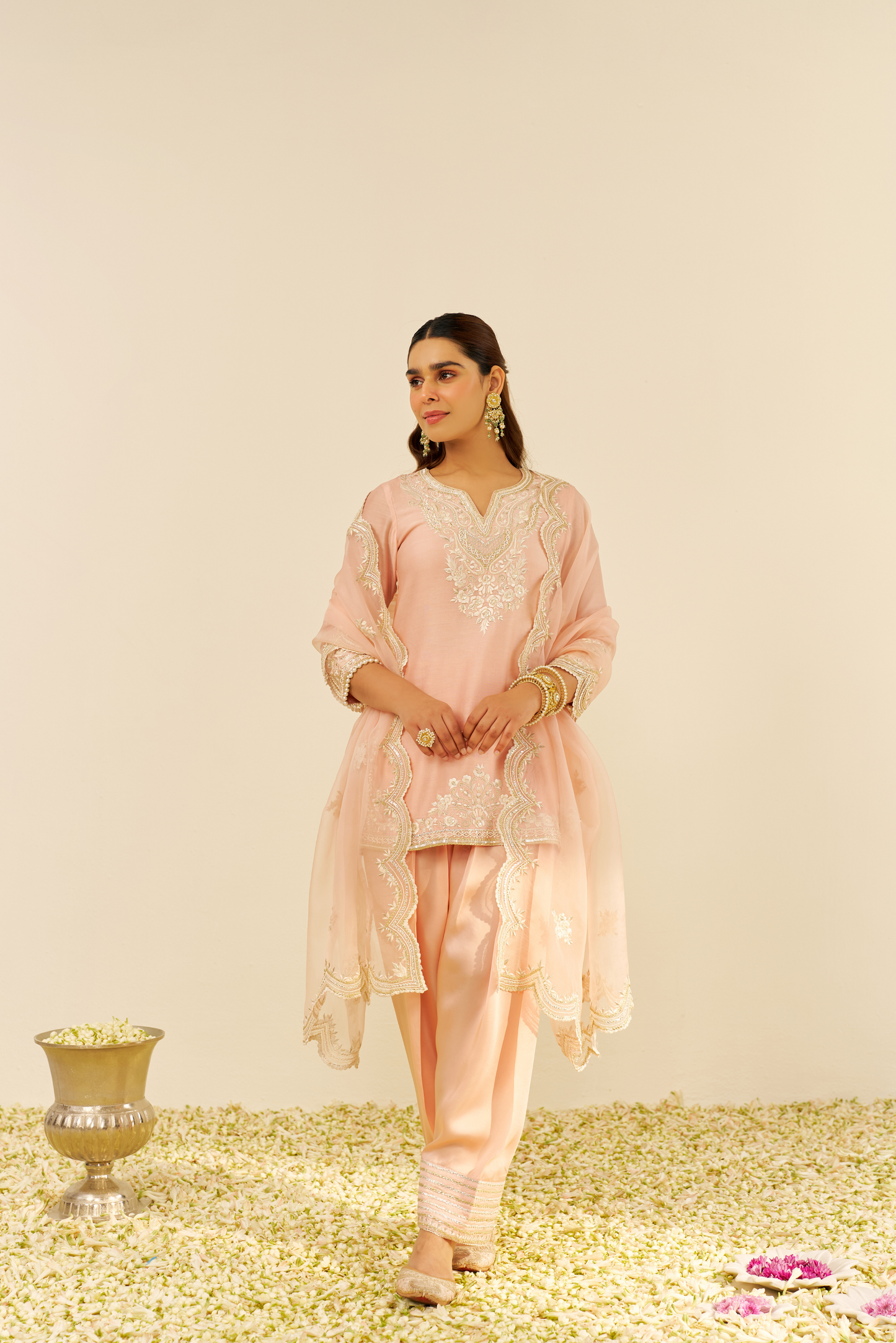 Haniya- Off Rose Short Kurta With Salwar and Dupatta