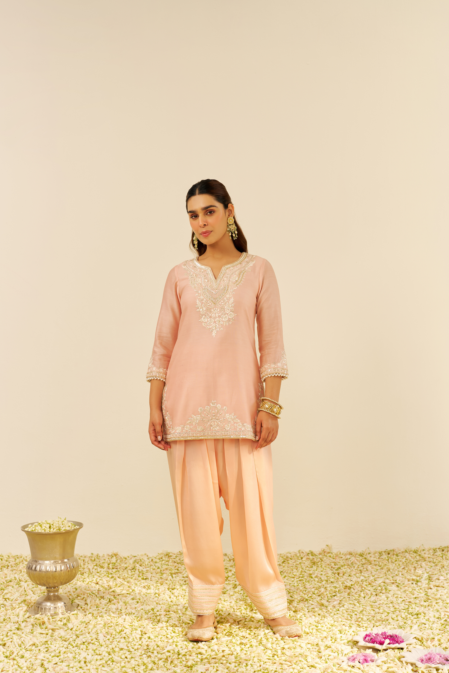 Haniya- Off Rose Short Kurta With Salwar and Dupatta