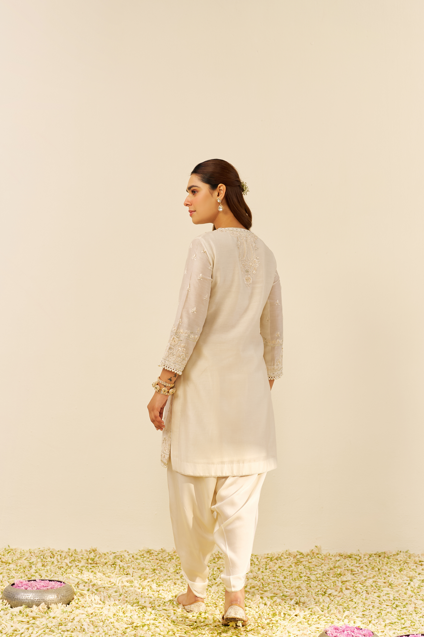 Zaisha - Daisy Ivory Short Kurta With Dhoti and Dupatta