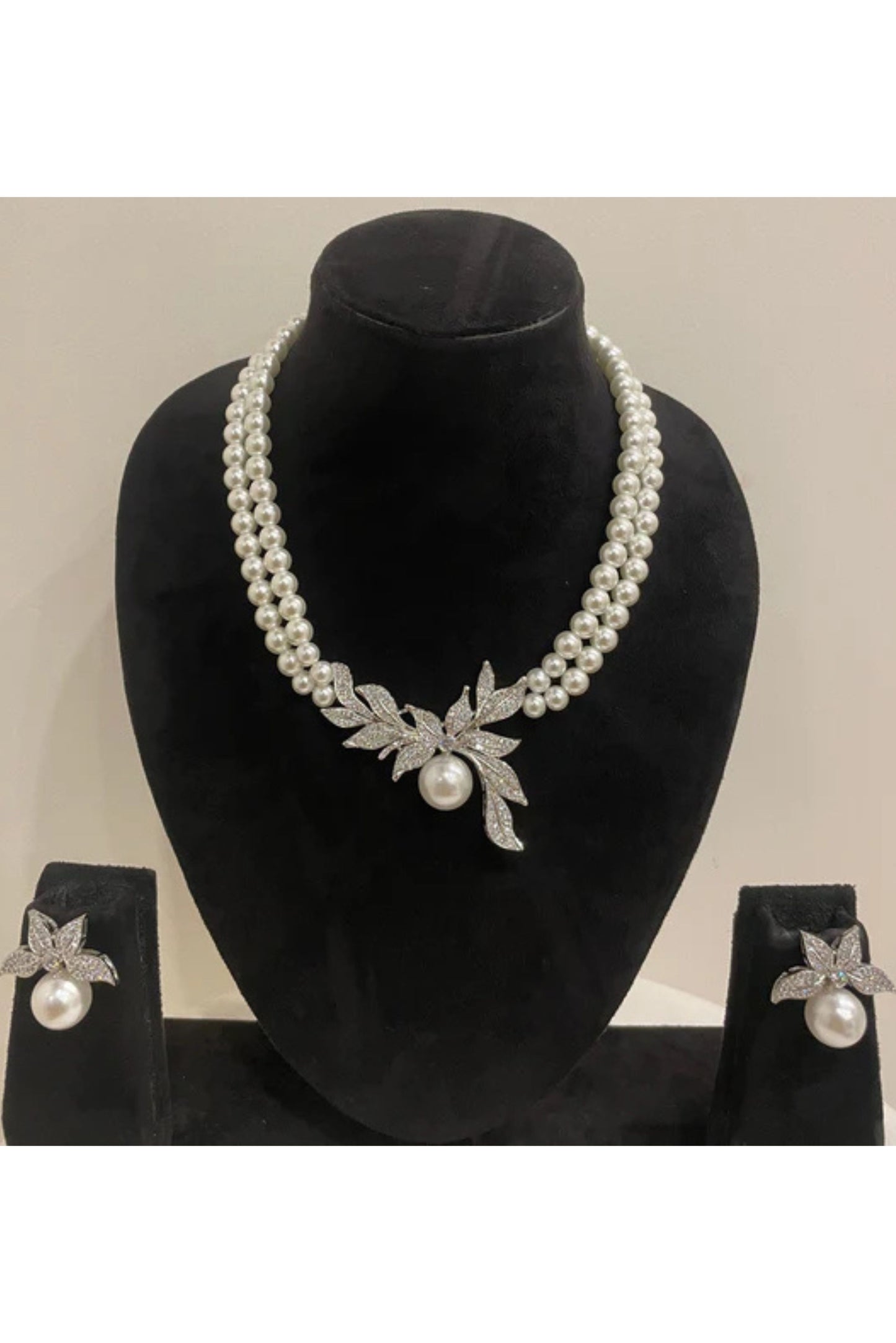 Pearl and Zircon Accented Classic Necklace Set