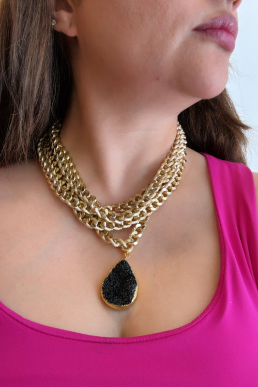 Black Contemporary Pendant Necklace With Stone