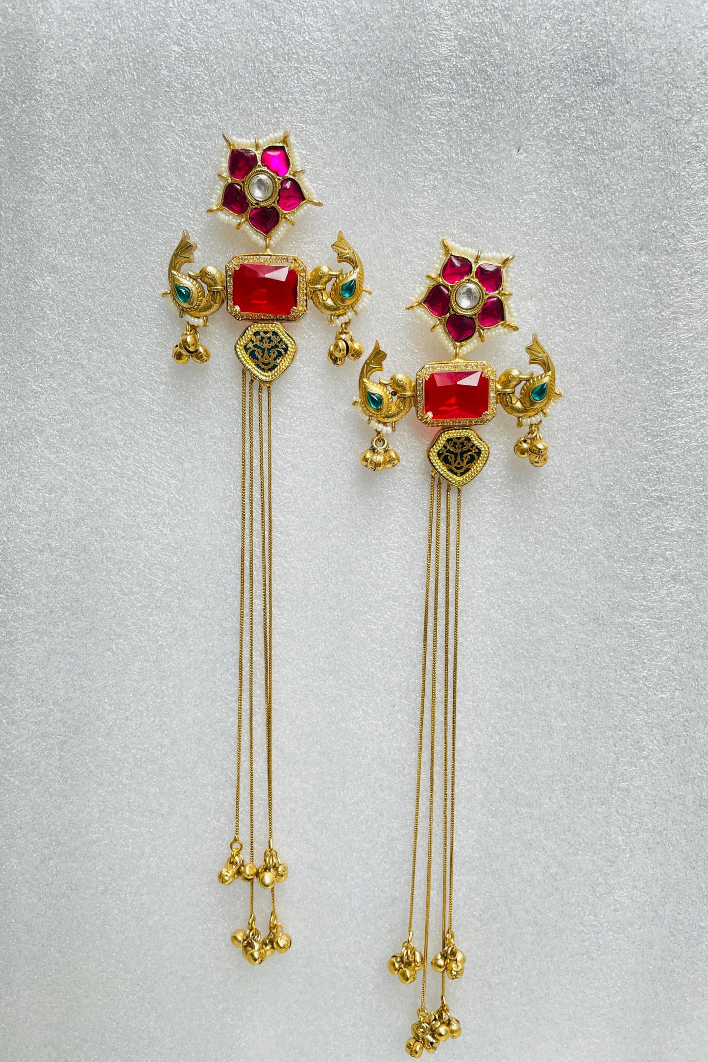 Parrot Motif Shoulder Duster Earrings in Red