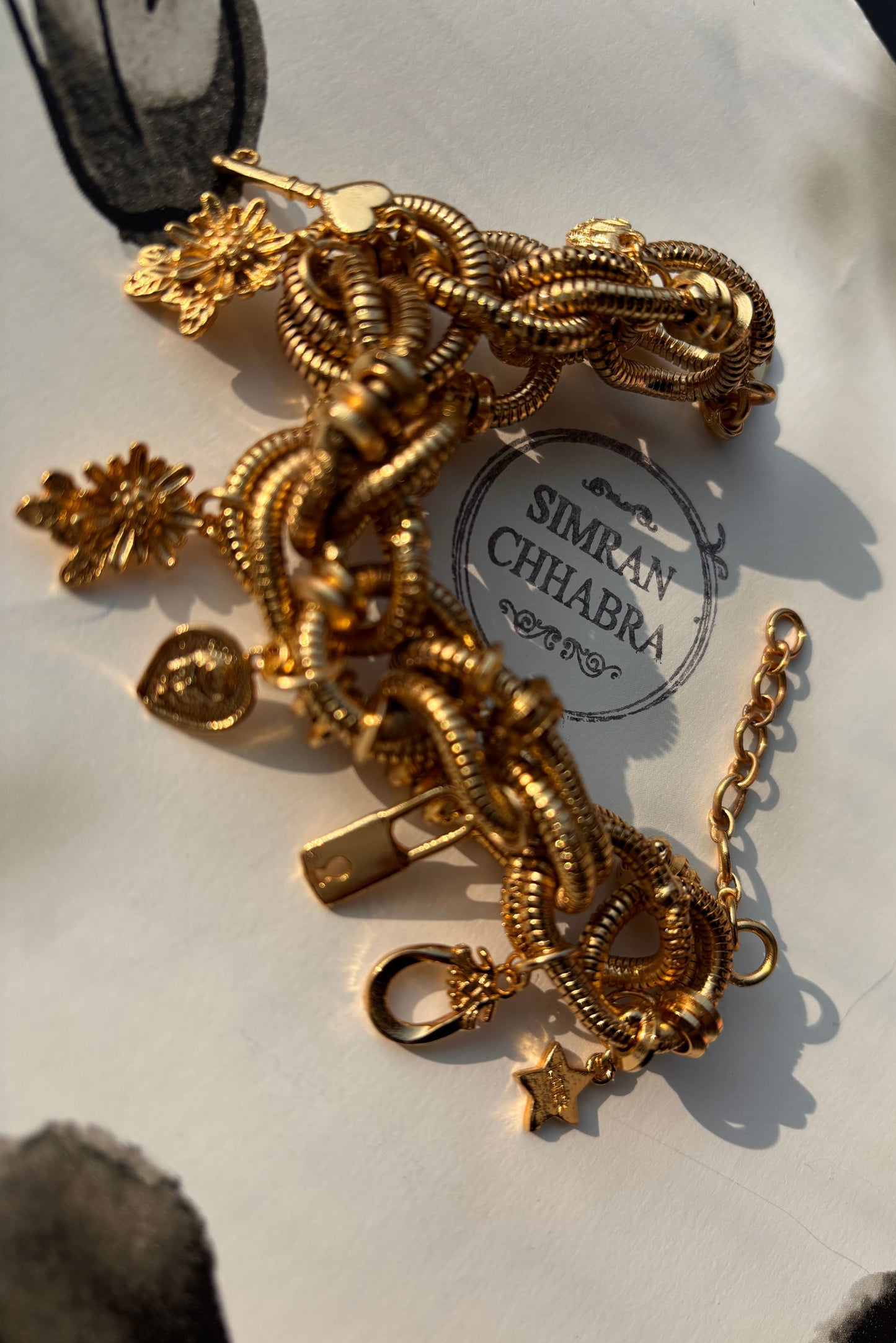 Charmastic choker