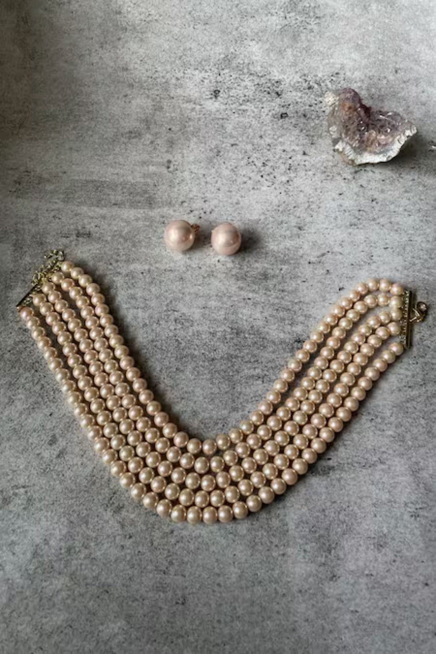Off White Pearls Layered Necklace Set